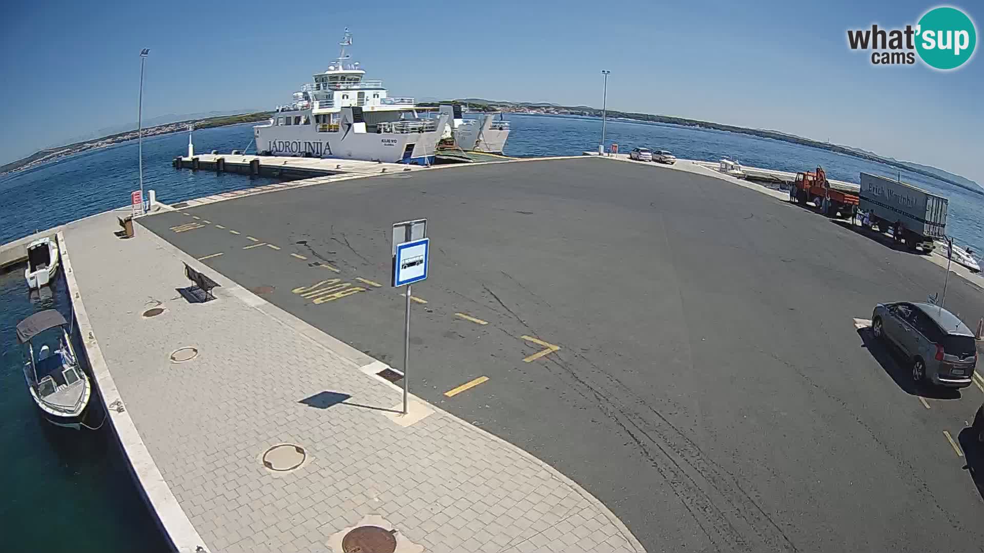 Tkon v živo – trajekt – Dalmacija – Hrvaška