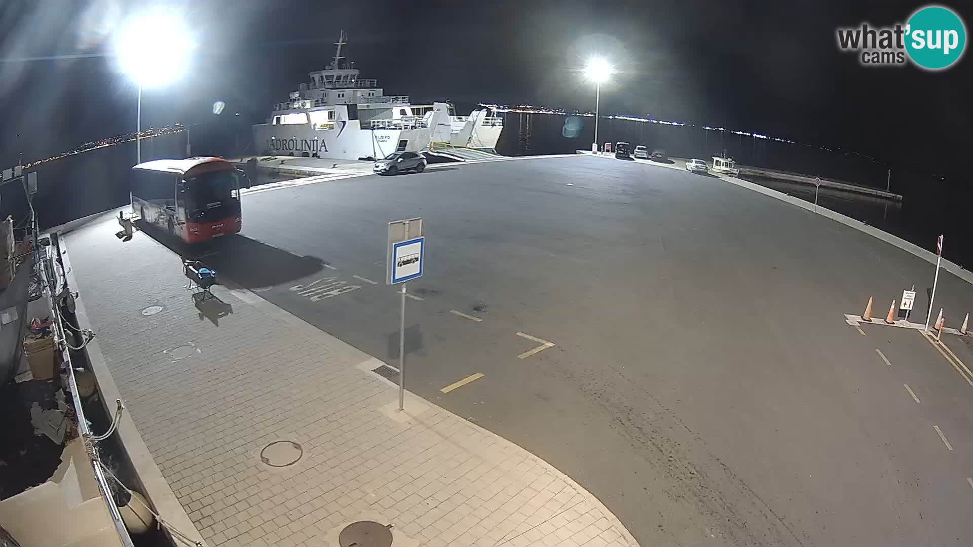 Tkon v živo – trajekt – Dalmacija – Hrvaška