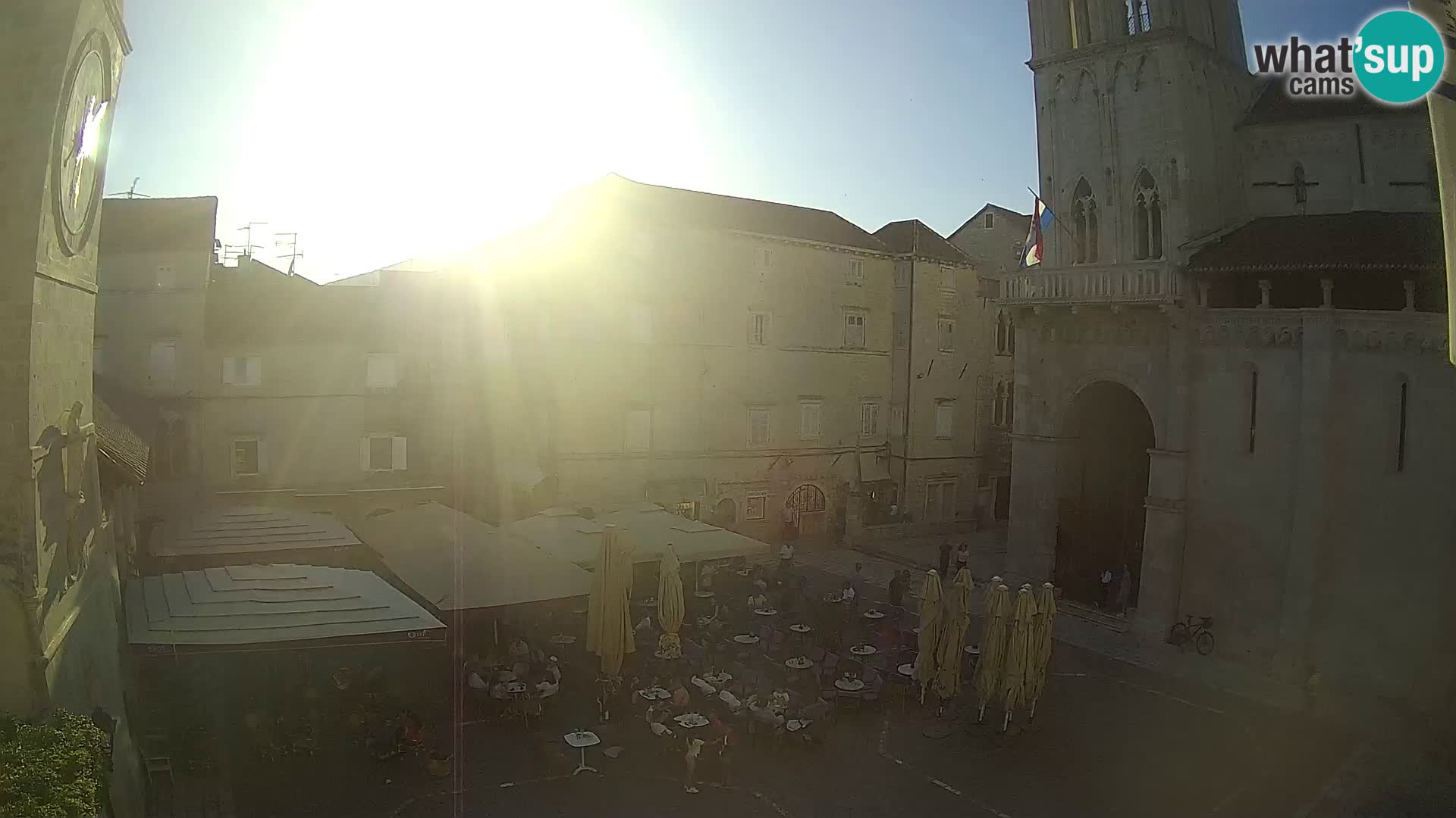 Spletna kamera v živo Trogir – katedrala sv. Lovrenca – Hrvaška