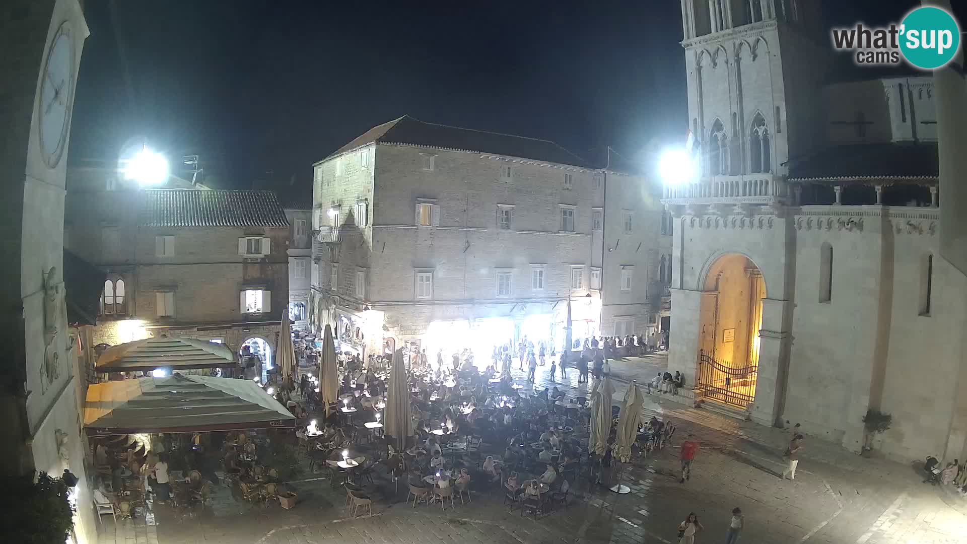 Spletna kamera v živo Trogir – katedrala sv. Lovrenca – Hrvaška