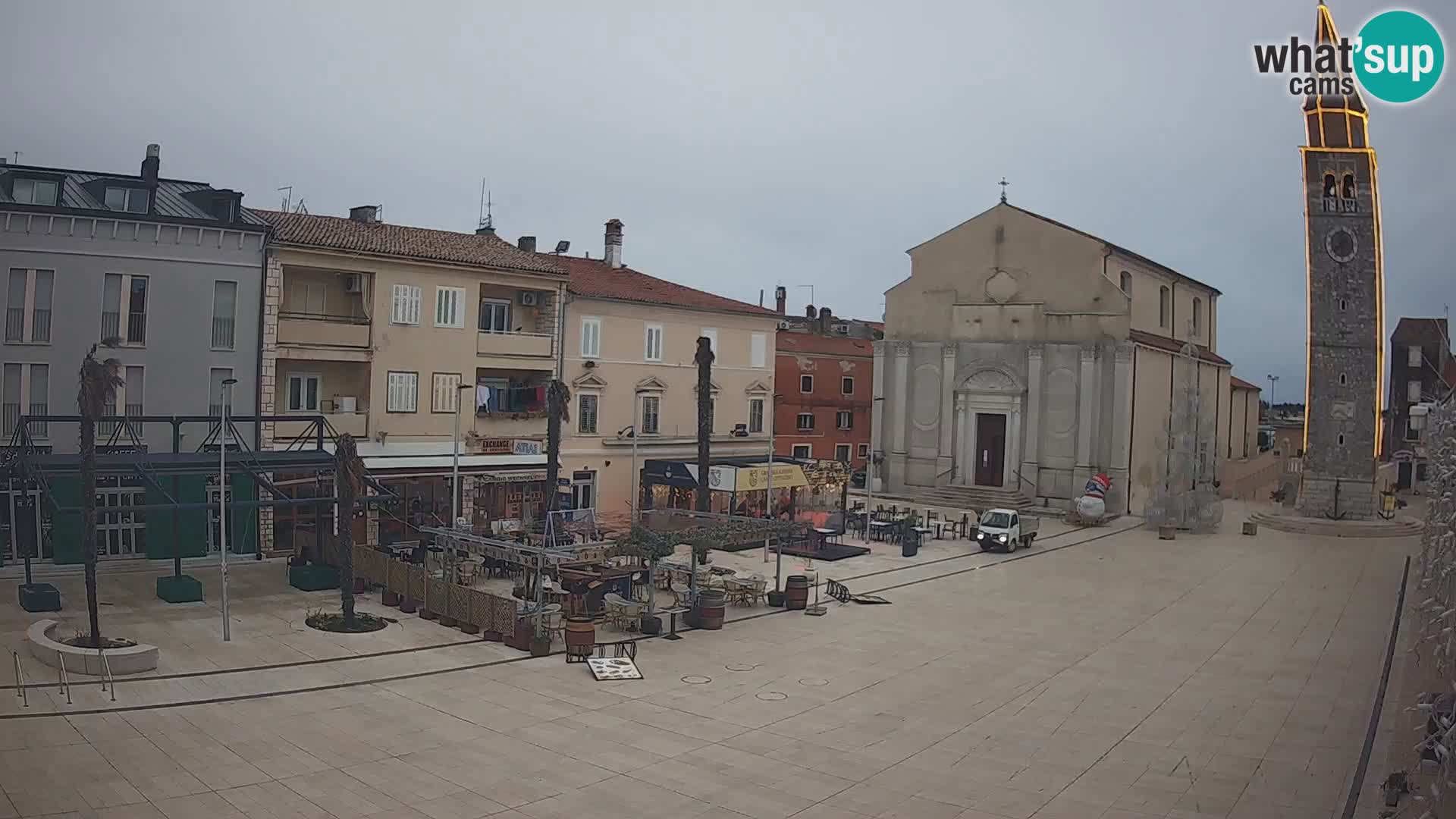 Webcam live – Place centrale dans Umag