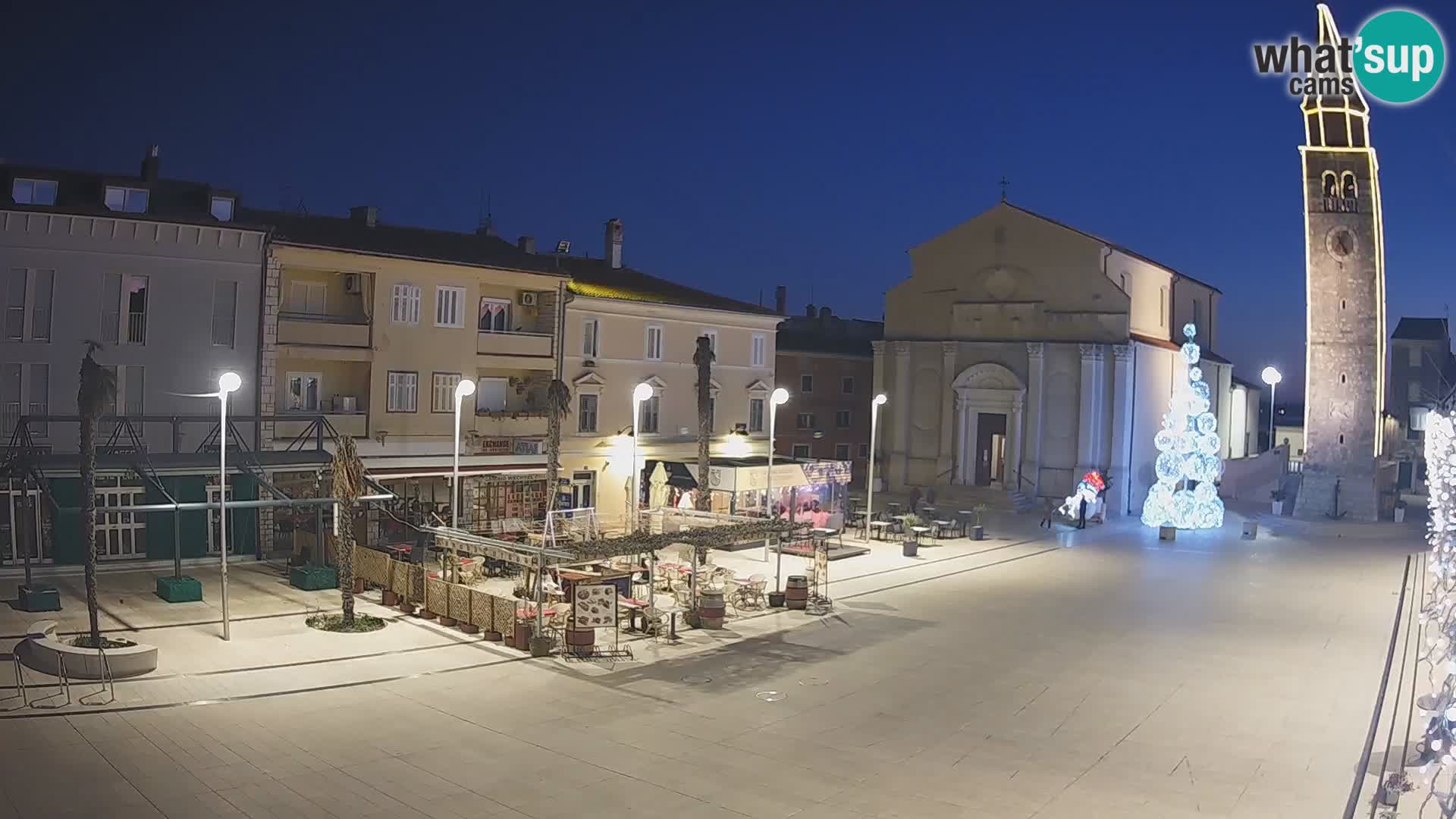 Webcam live – Place centrale dans Umag