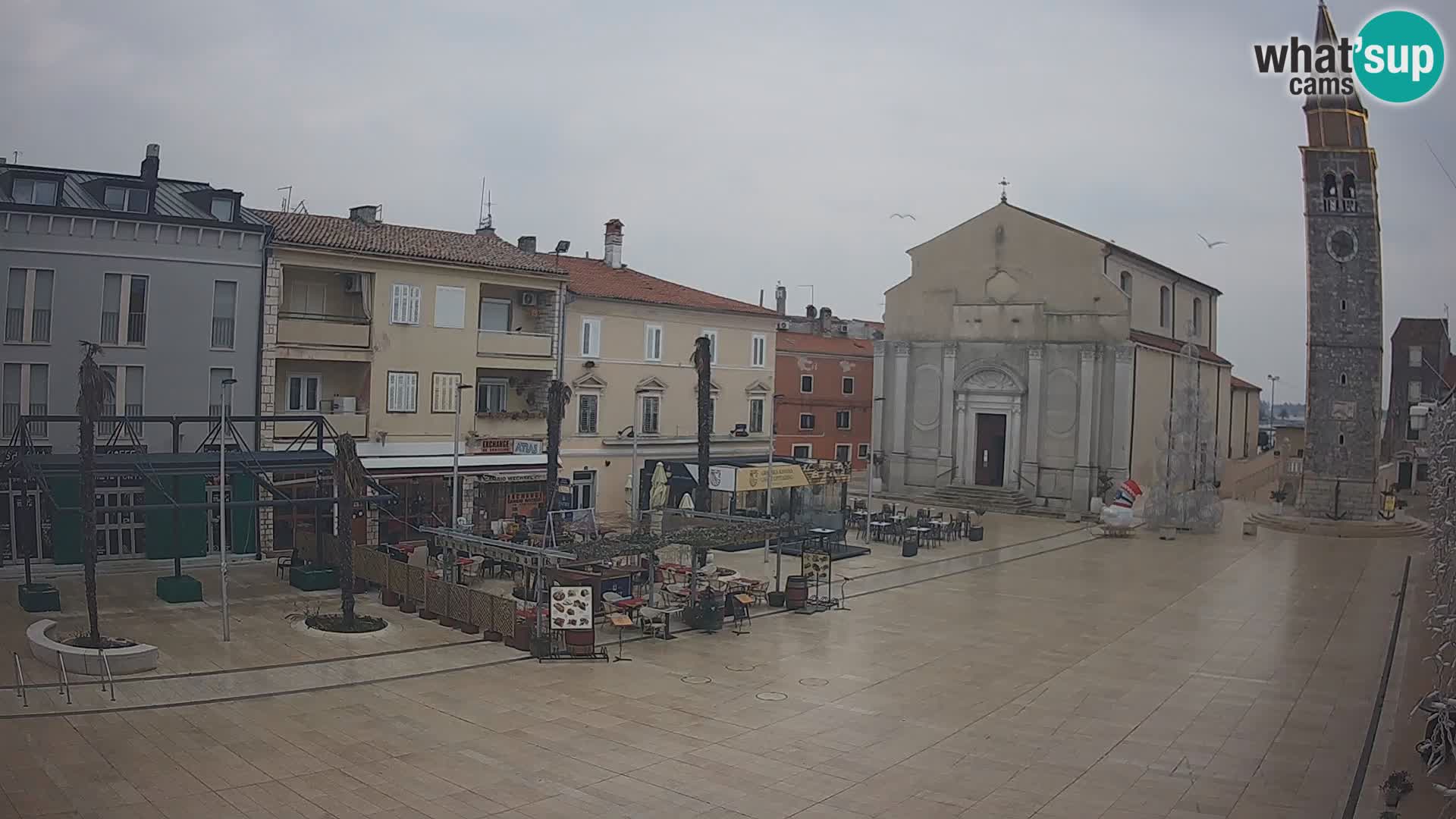 Webcam live – Place centrale dans Umag