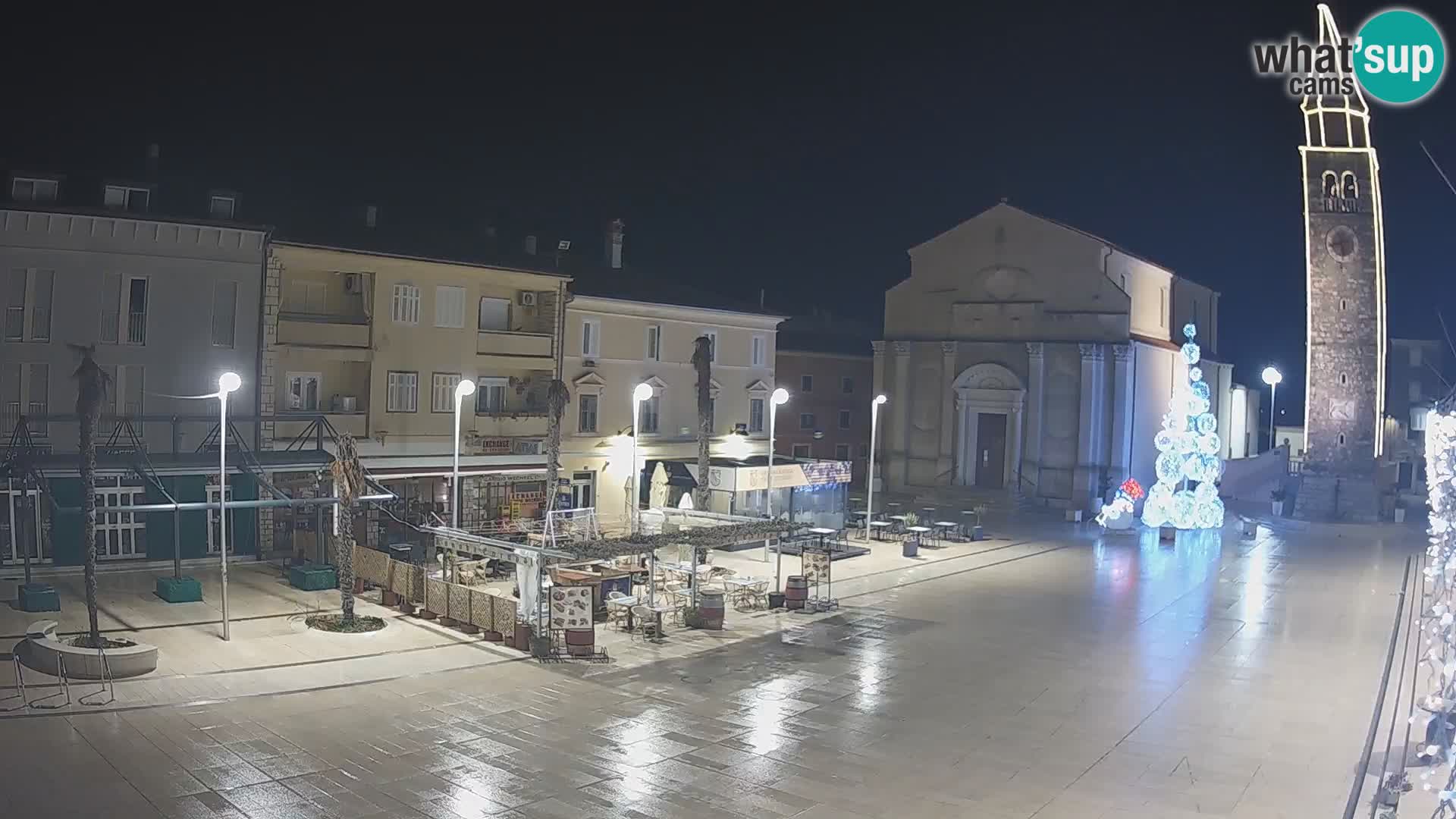 Webcam live – Place centrale dans Umag