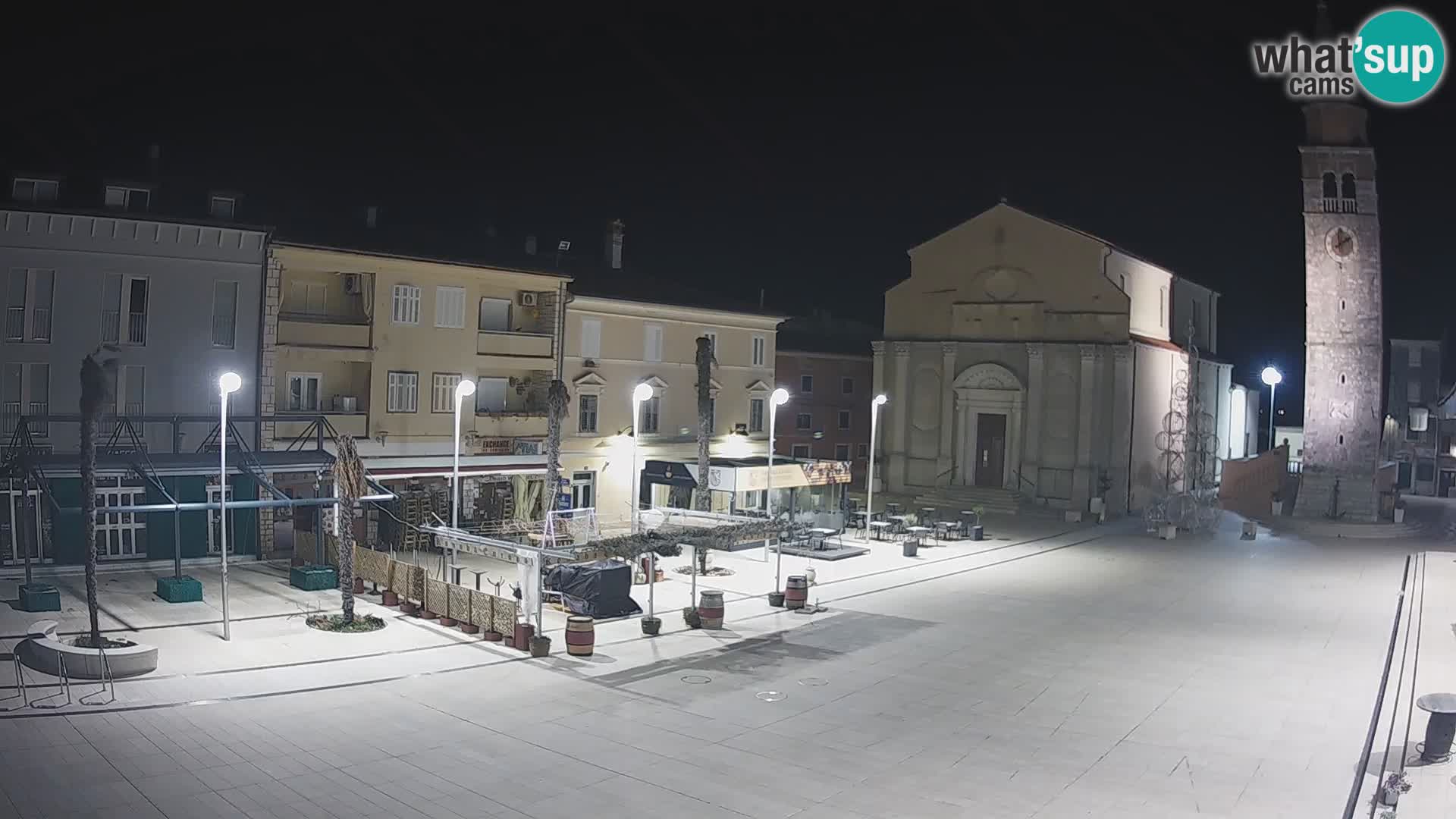 Webcam live – Place centrale dans Umag