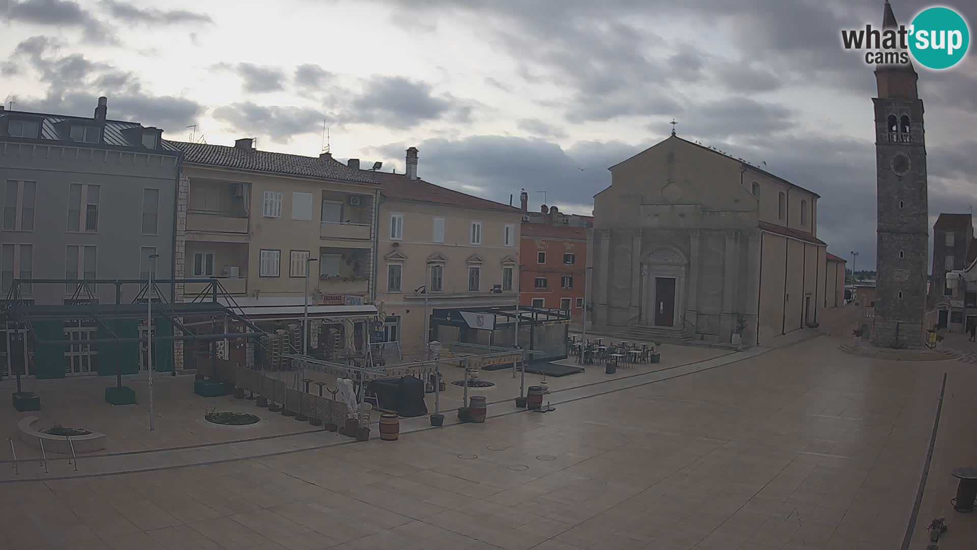 Webcam live – Place centrale dans Umag