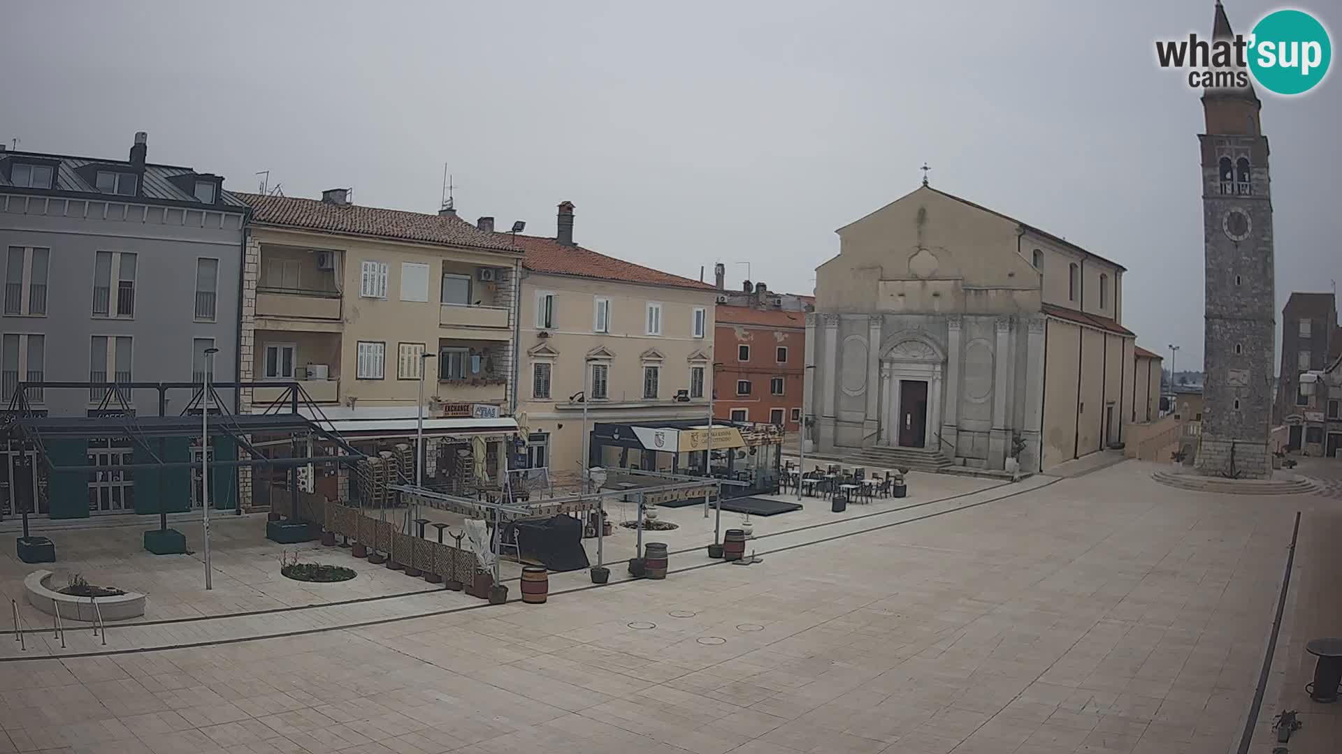 Webcam live – Place centrale dans Umag