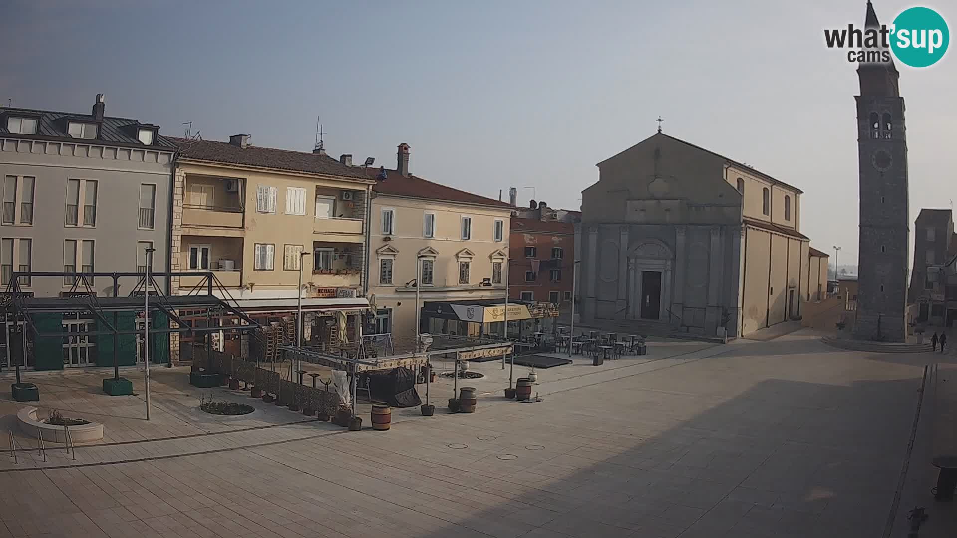 Webcam live – Place centrale dans Umag