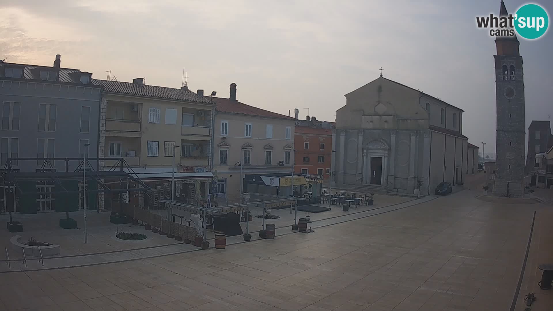 Webcam live – Place centrale dans Umag