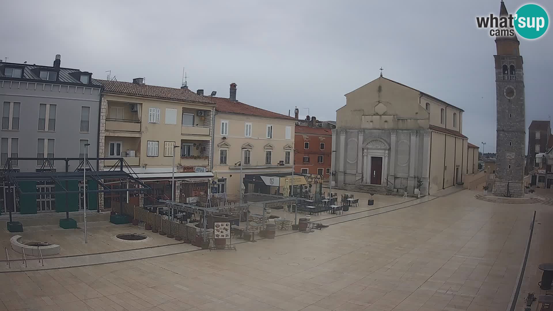 Webcam live – Place centrale dans Umag