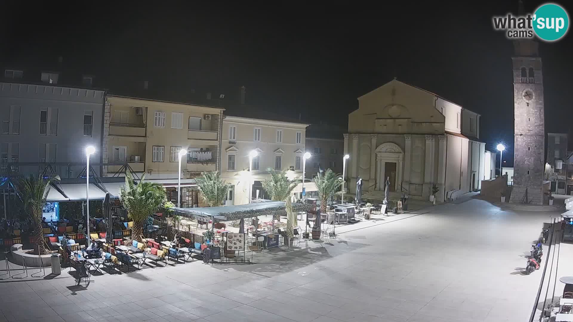 Webcam live – Place centrale dans Umag