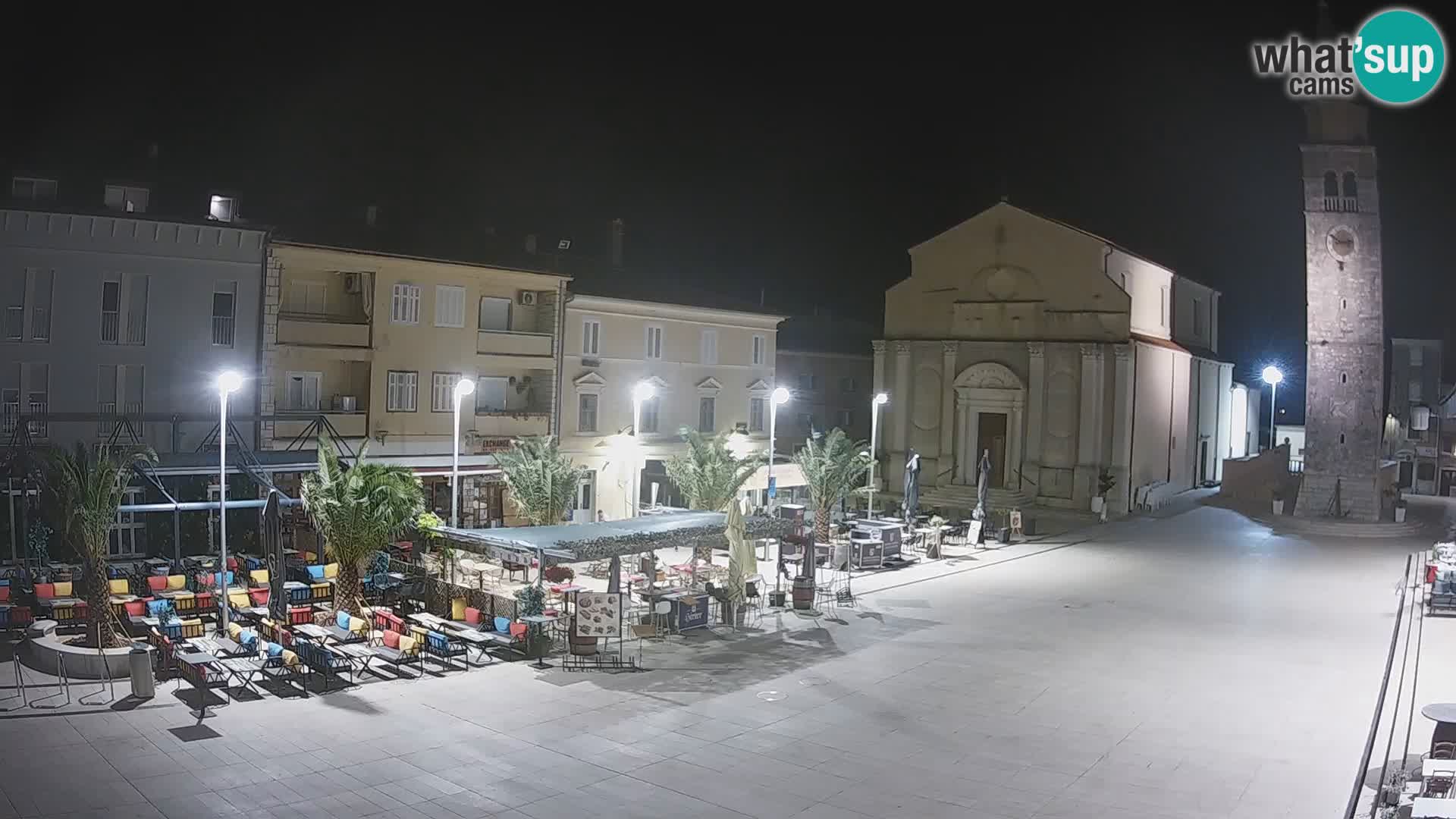 Webcam live – Place centrale dans Umag