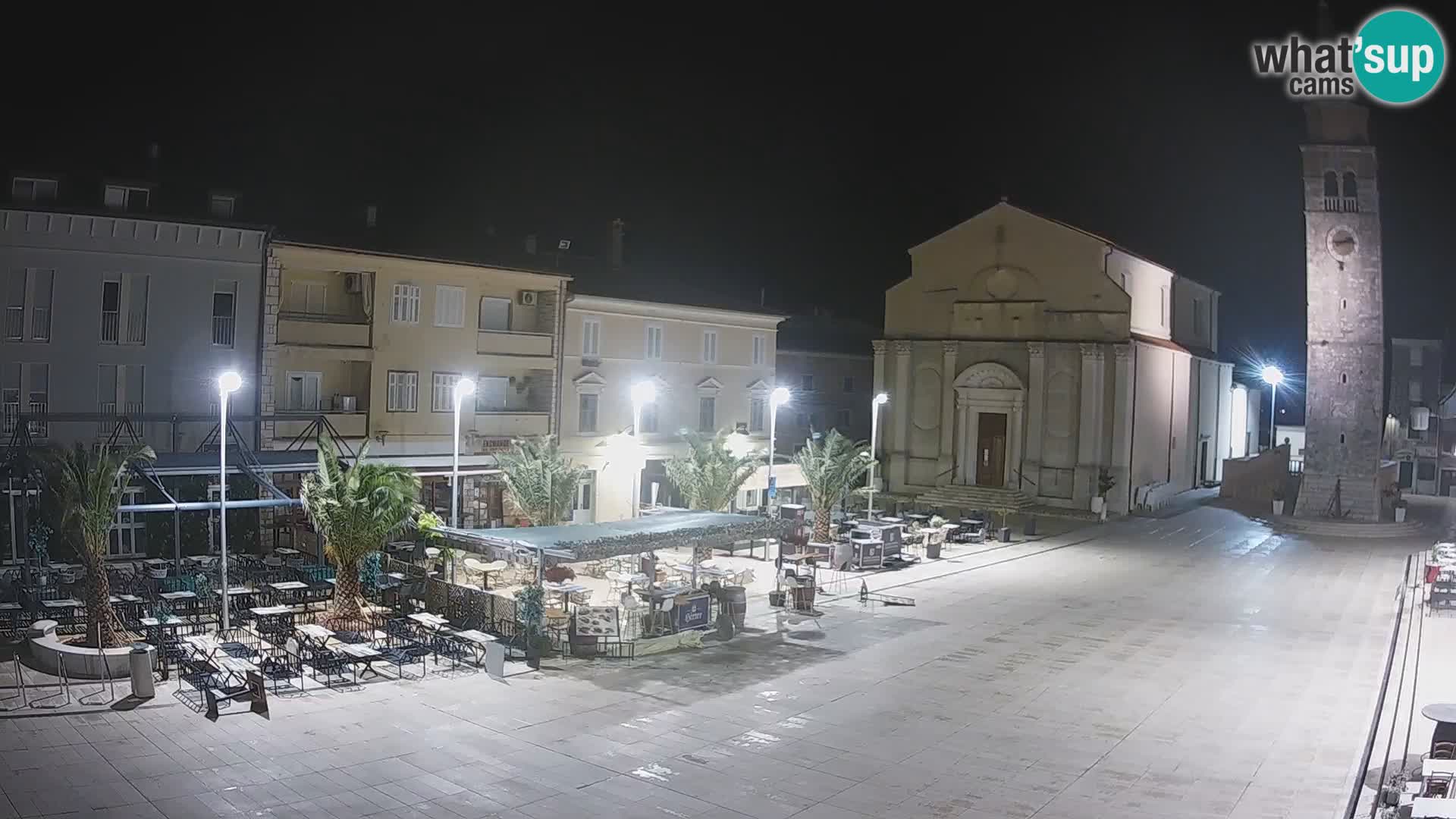 Webcam live – Place centrale dans Umag