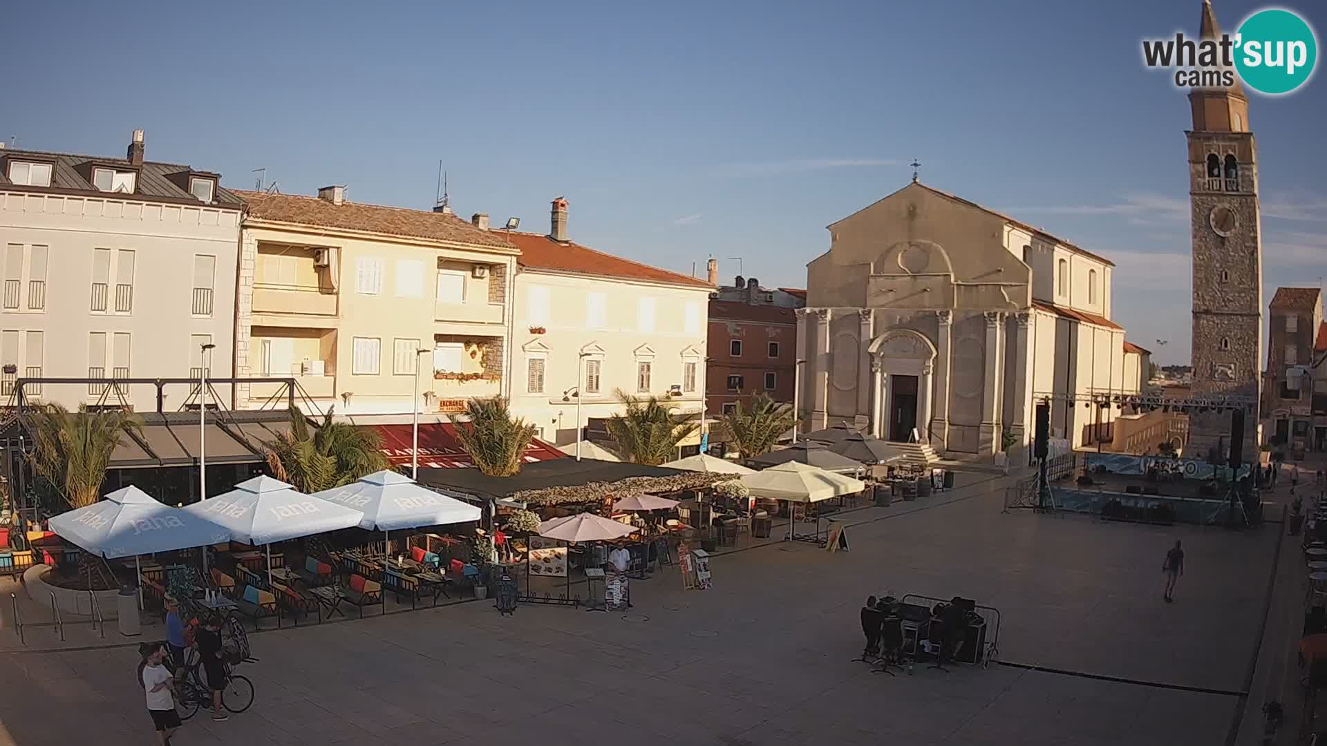 Webcam live – Place centrale dans Umag