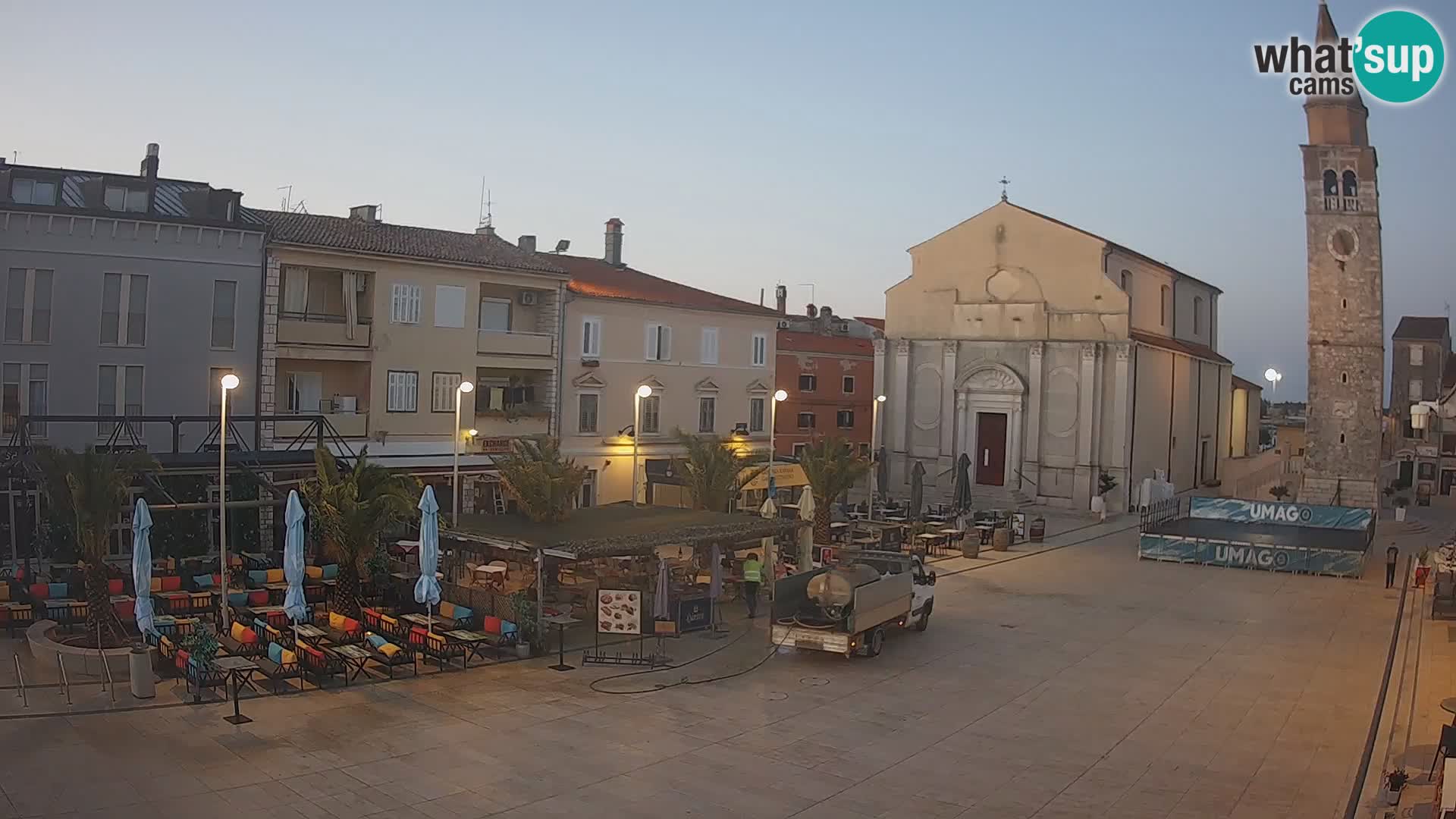 Webcam live – Place centrale dans Umag