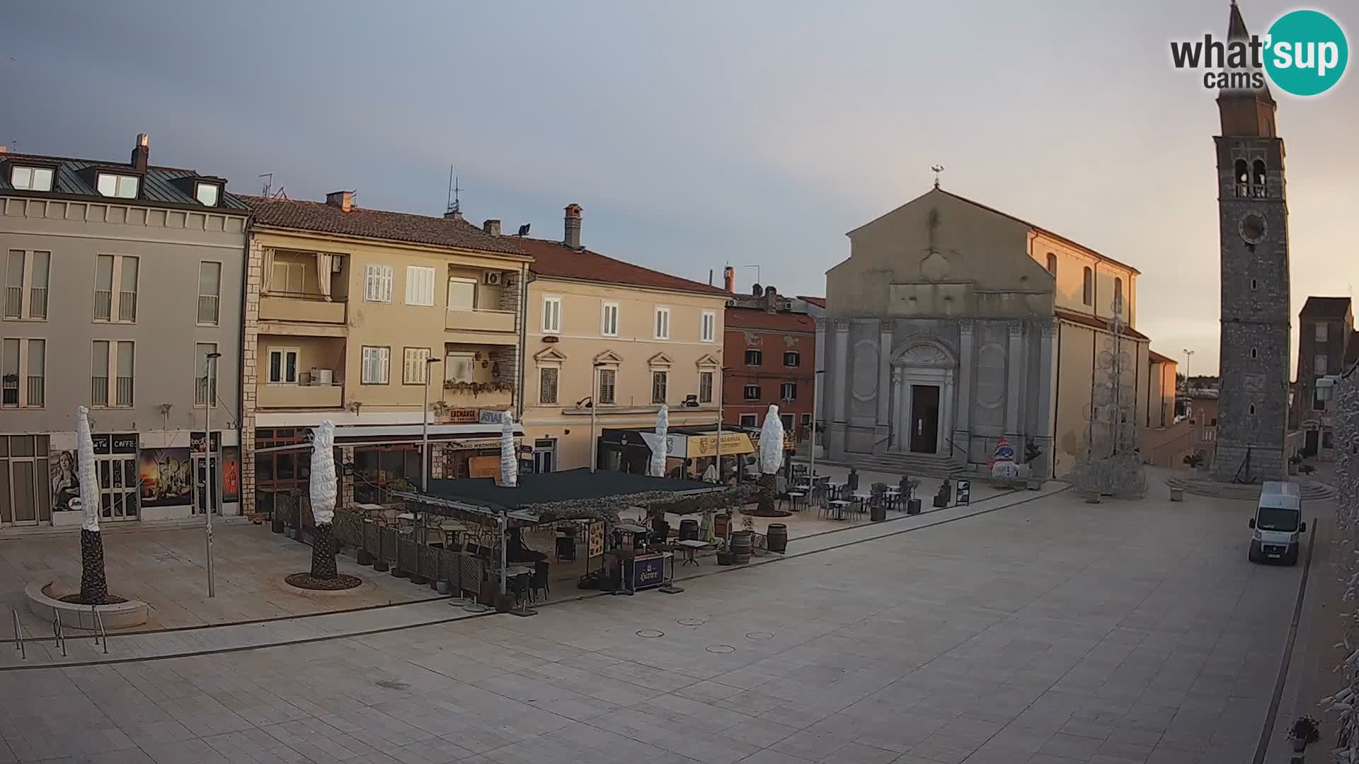 Webcam – Plaza Central en Umag