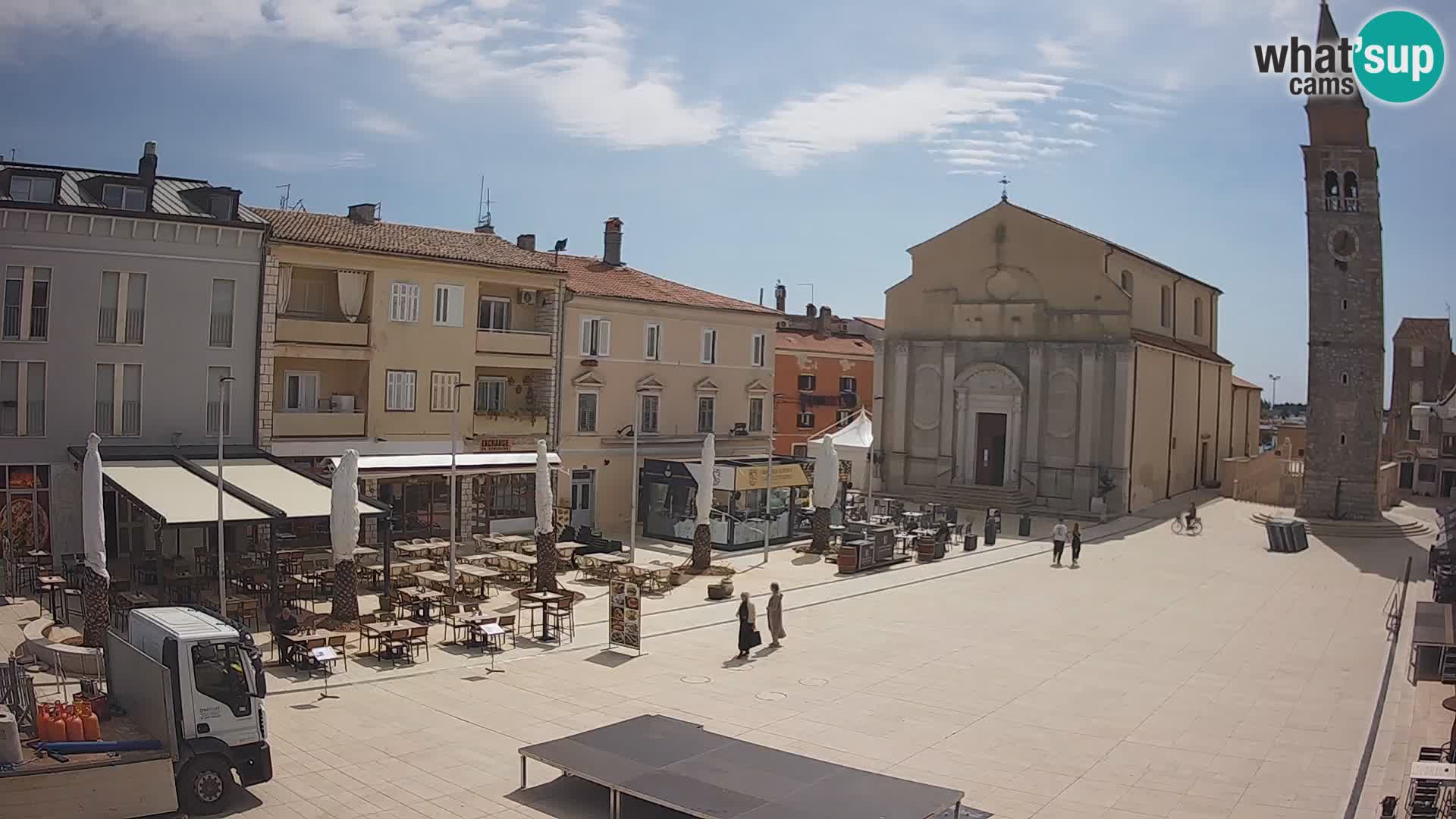 Webcam live – Place centrale dans Umag