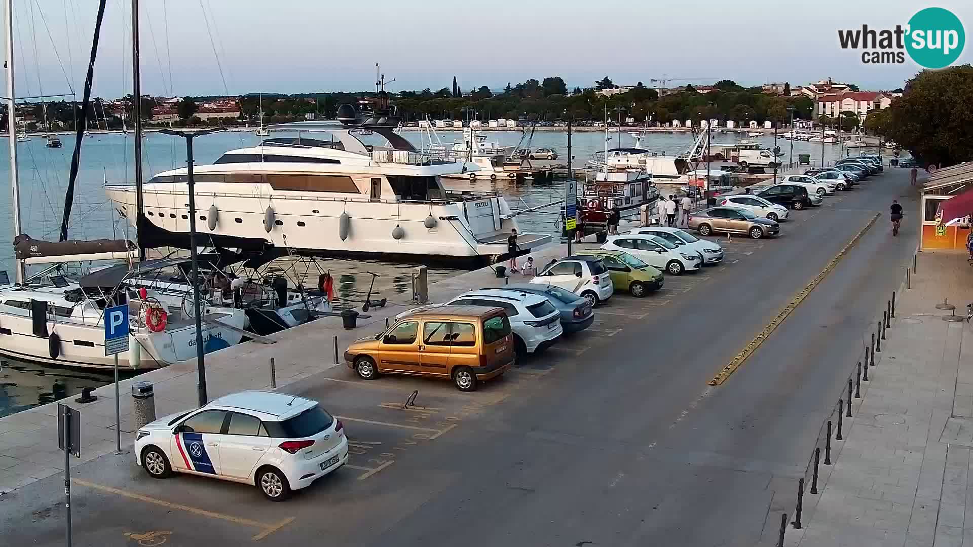 Piazza principale Umago Live Webcam
