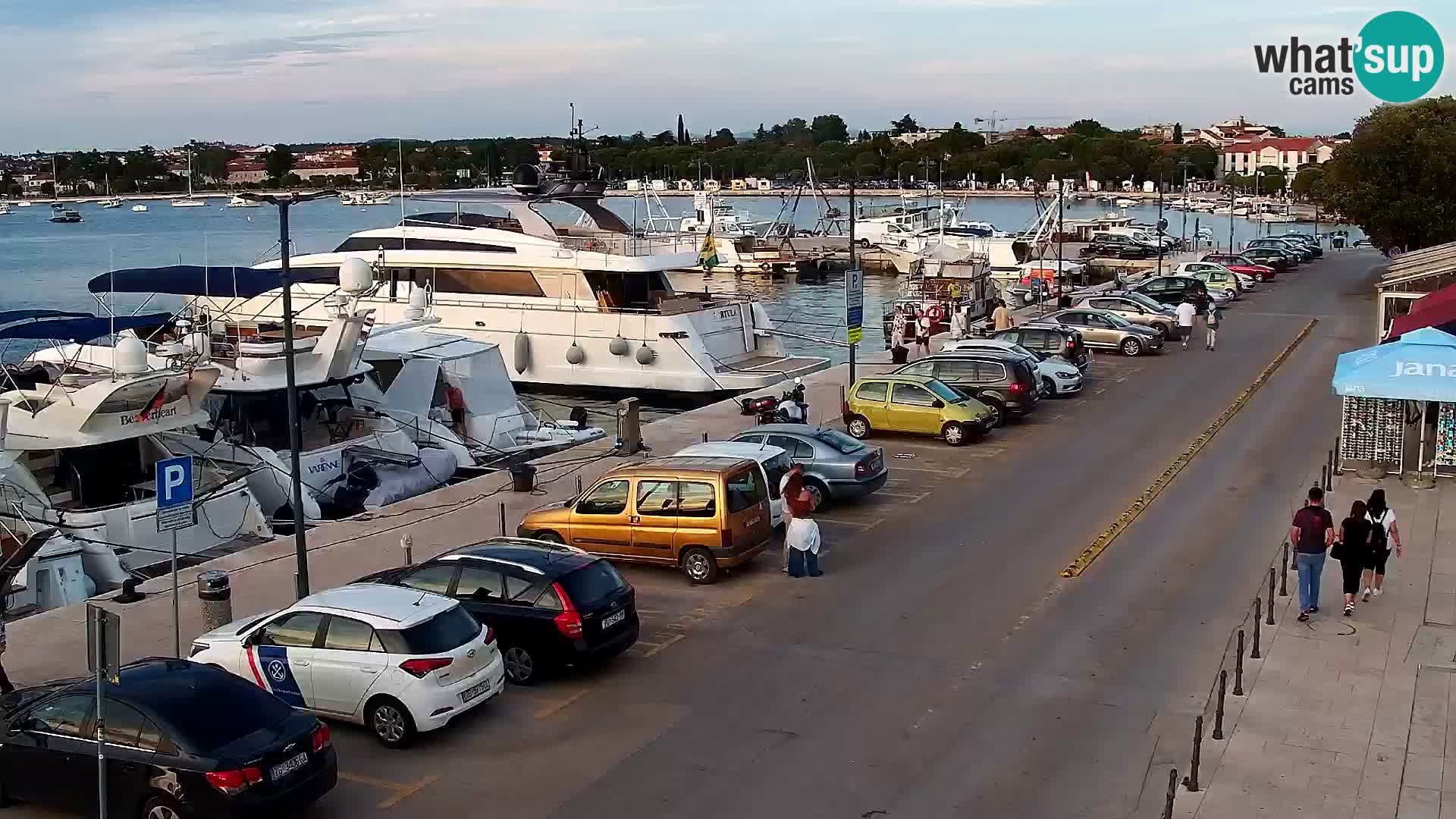 Piazza principale Umago Live Webcam