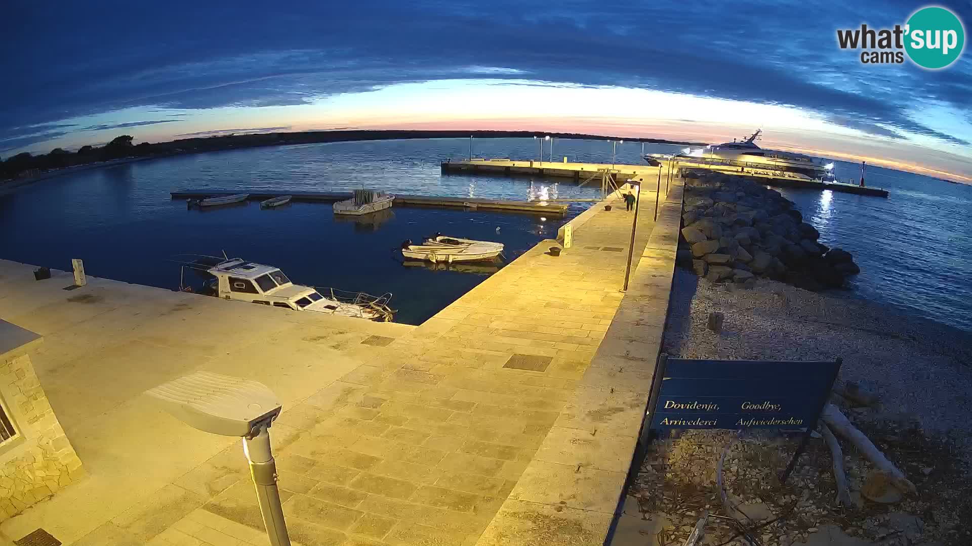 Cámara web de la isla de Unije: explore la belleza de la joya escondida de Croacia