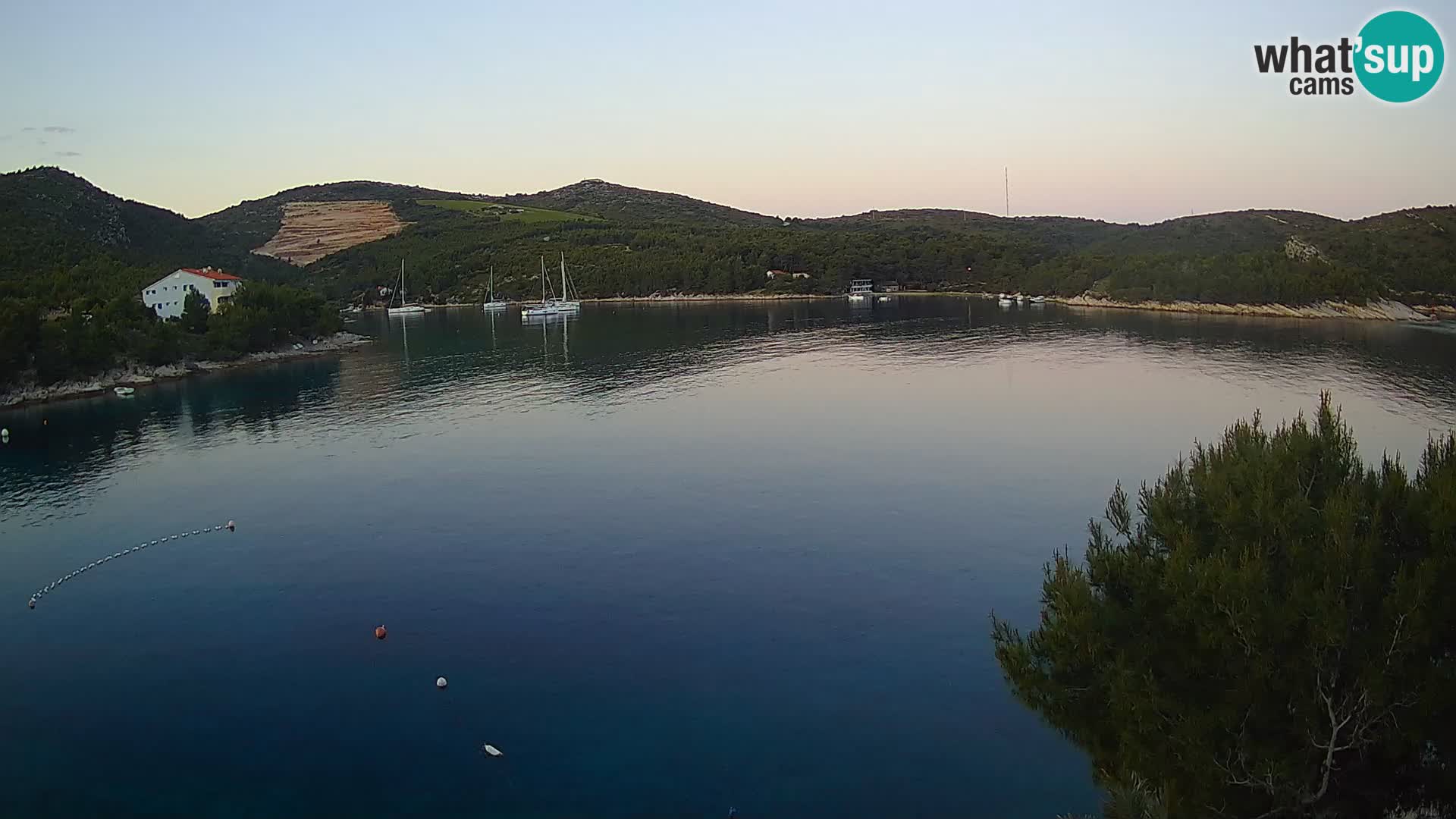 Kamera Hvar Vira plaža | Otok Hvar | Dalmacija