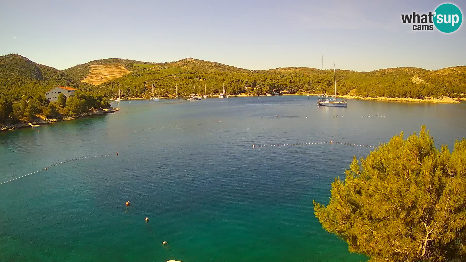 Kamera Hvar Vira plaža | Otok Hvar | Dalmacija