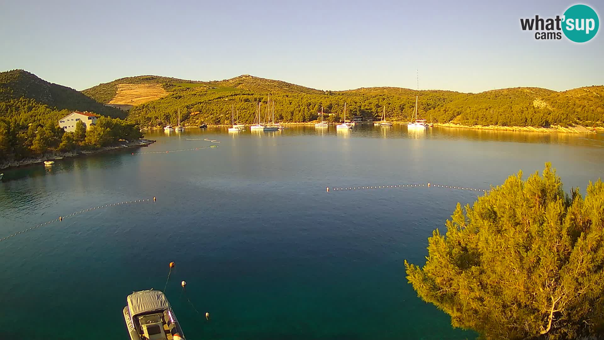 Kamera Hvar Vira plaža | Otok Hvar | Dalmacija