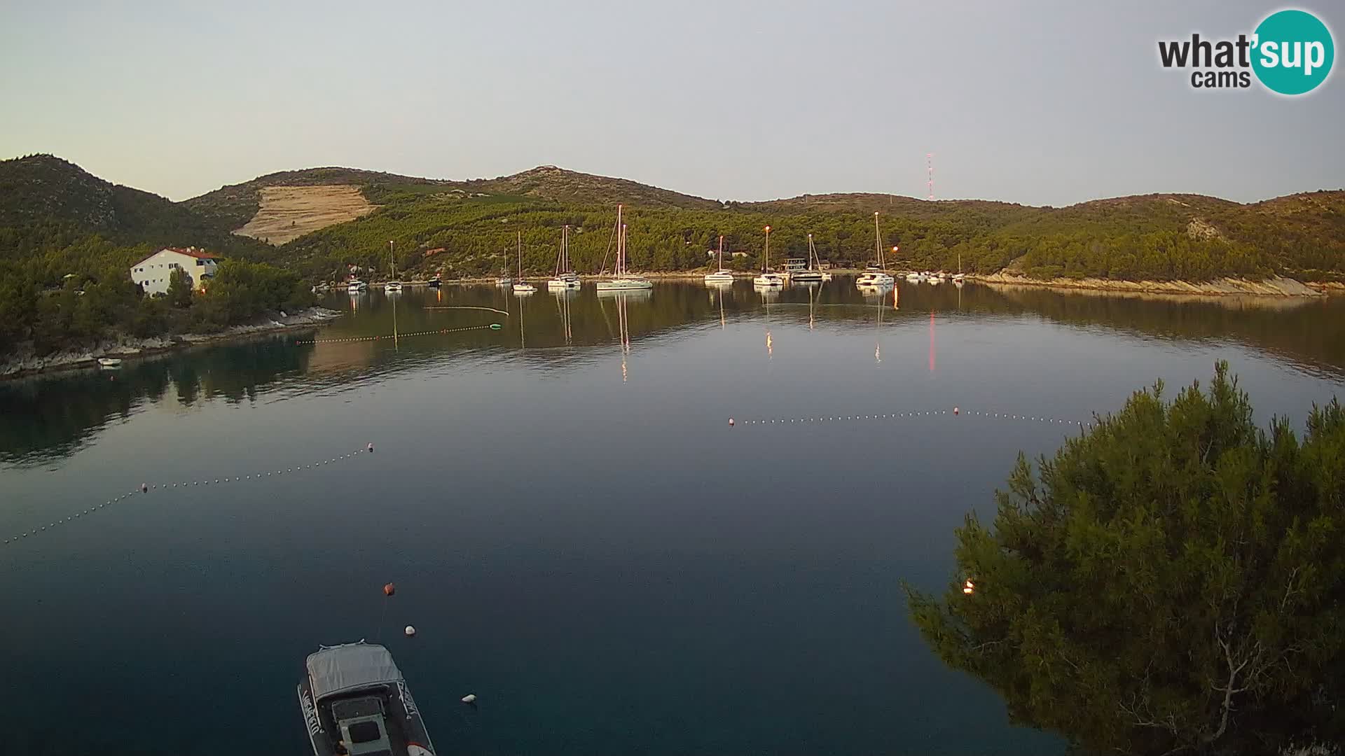 Kamera Hvar Vira plaža | Otok Hvar | Dalmacija