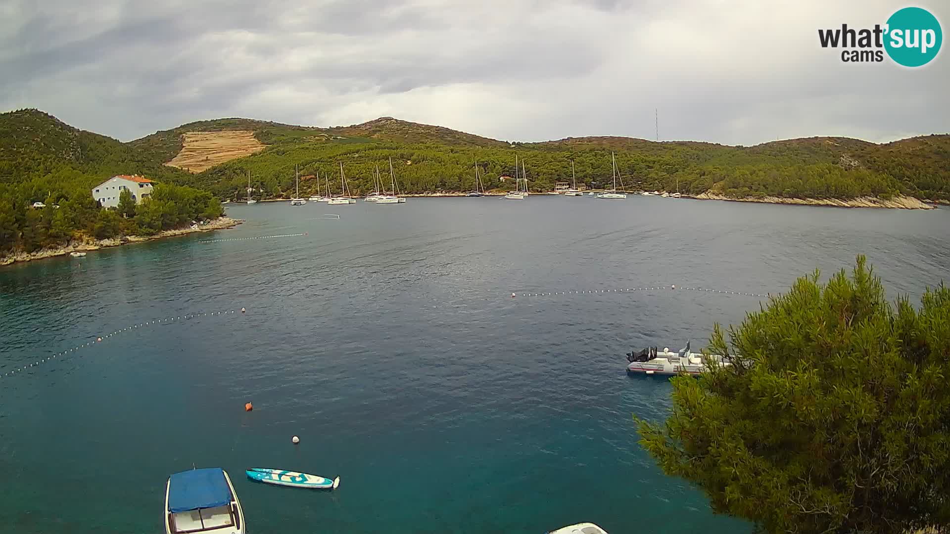 Kamera Hvar Vira plaža | Otok Hvar | Dalmacija