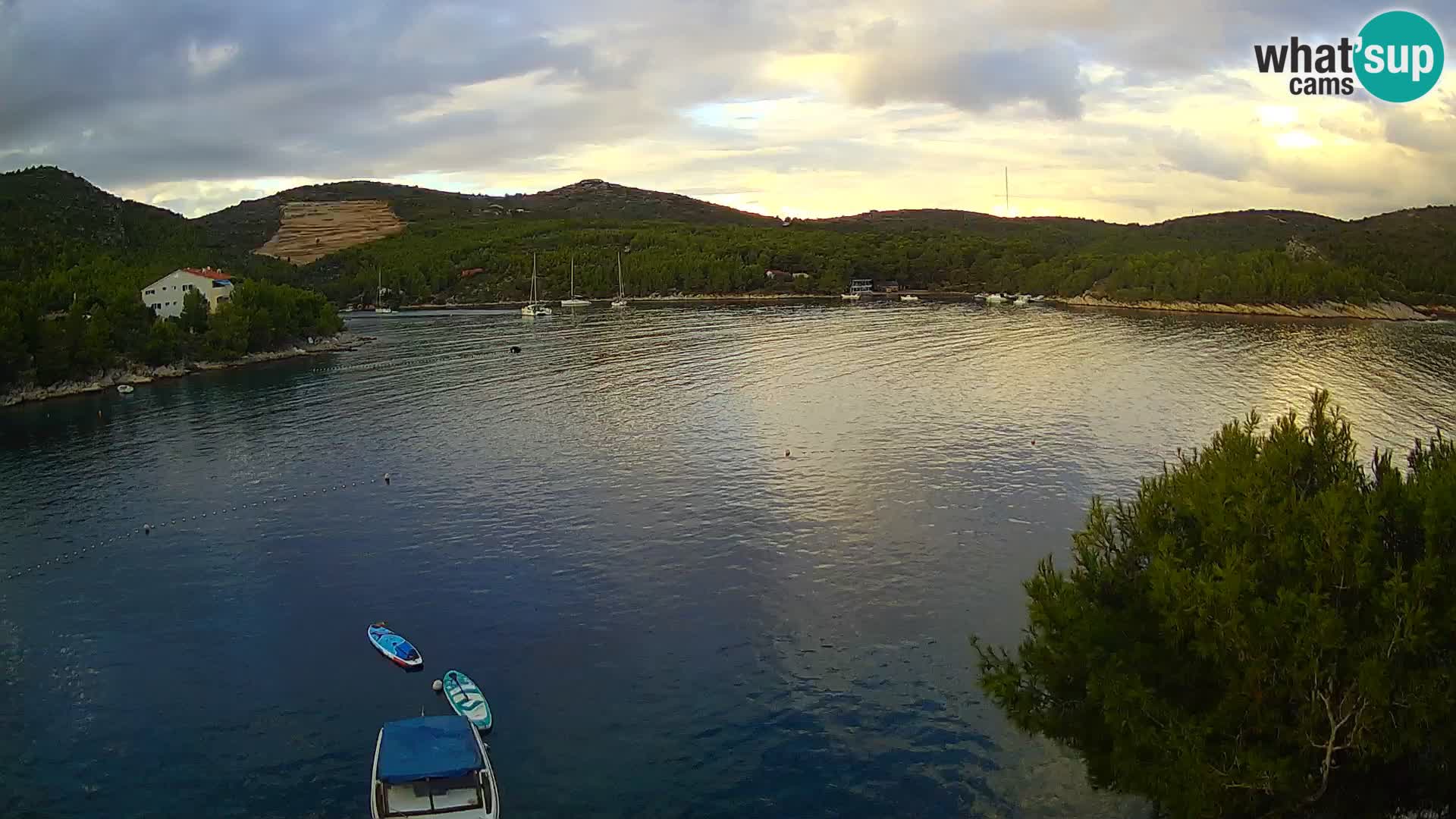 Kamera Hvar Vira plaža | Otok Hvar | Dalmacija