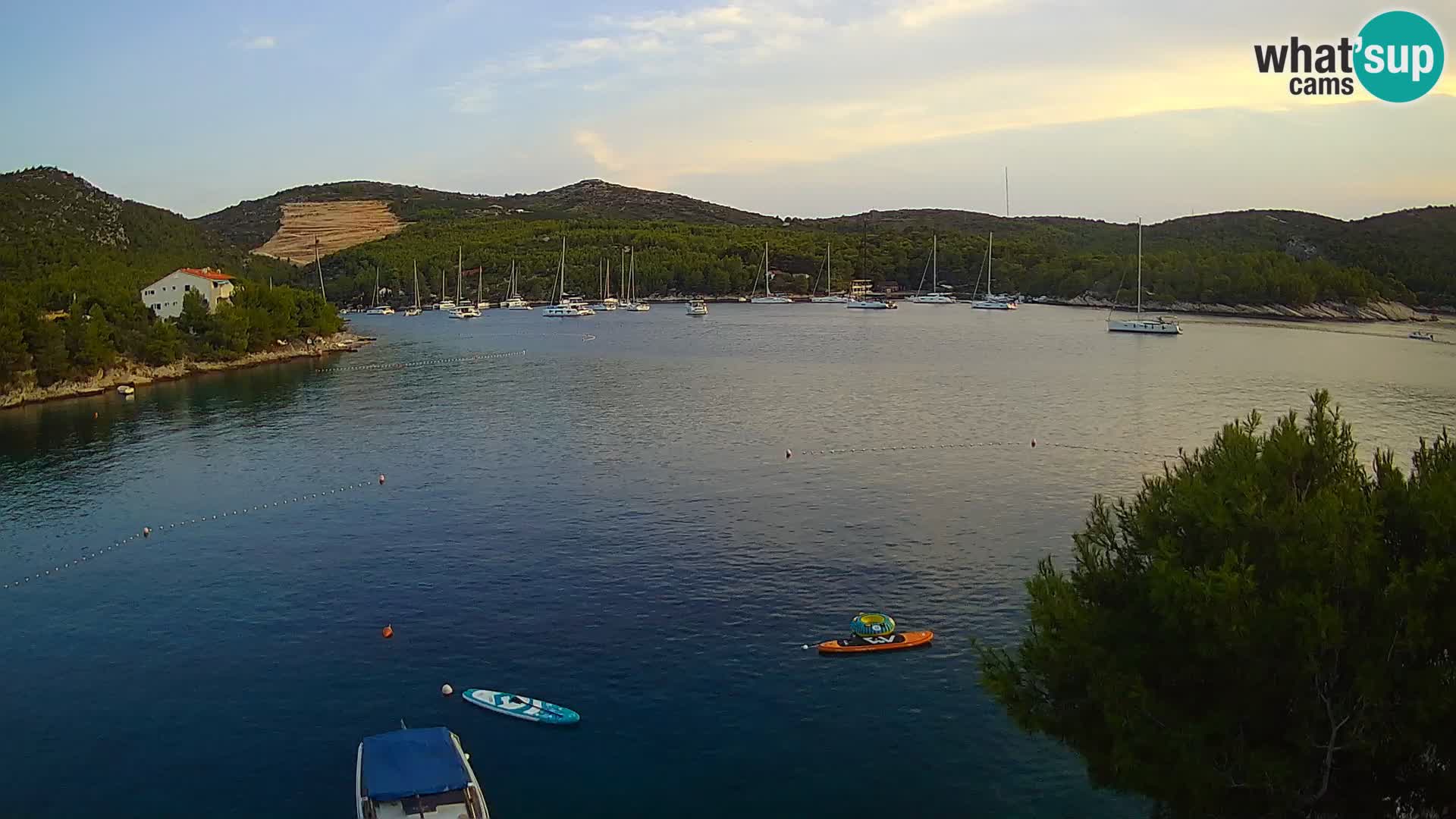 Kamera Hvar Vira plaža | Otok Hvar | Dalmacija