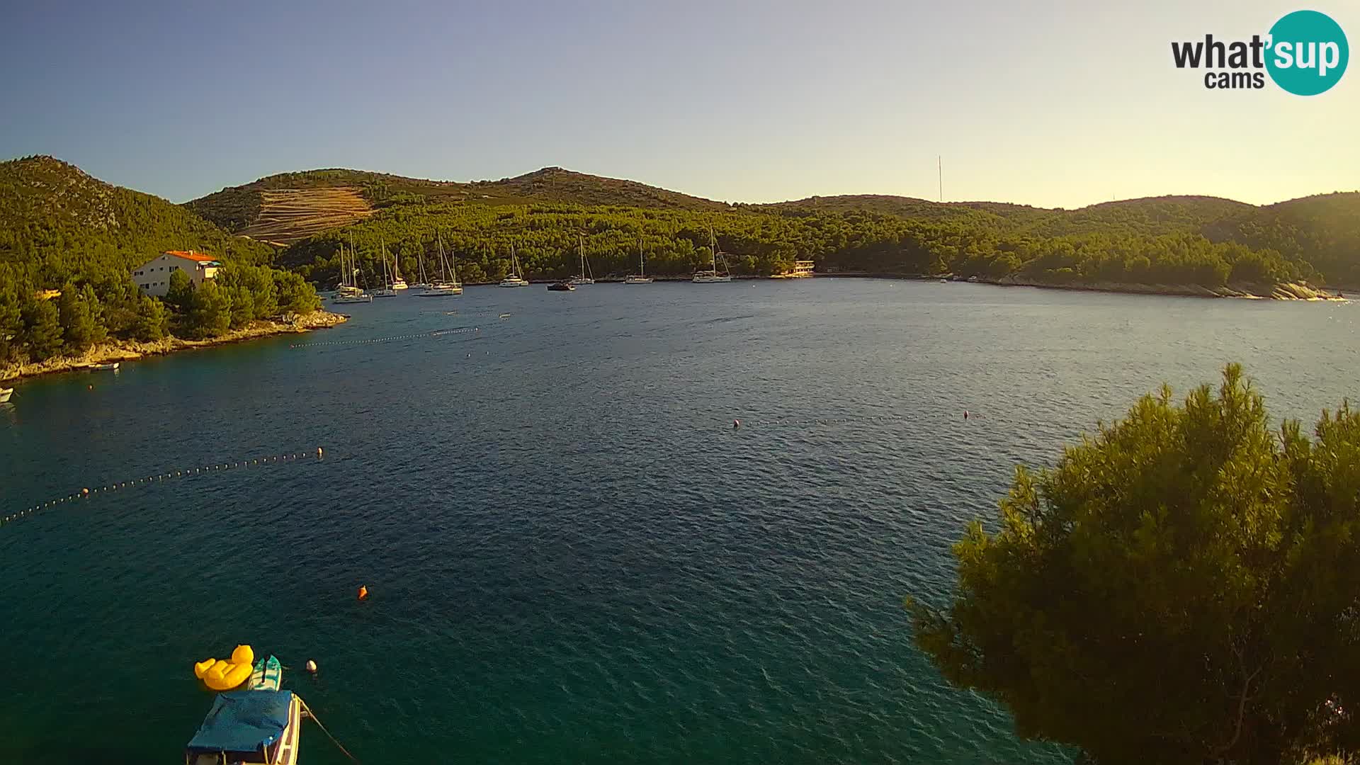 Kamera Hvar Vira plaža | Otok Hvar | Dalmacija