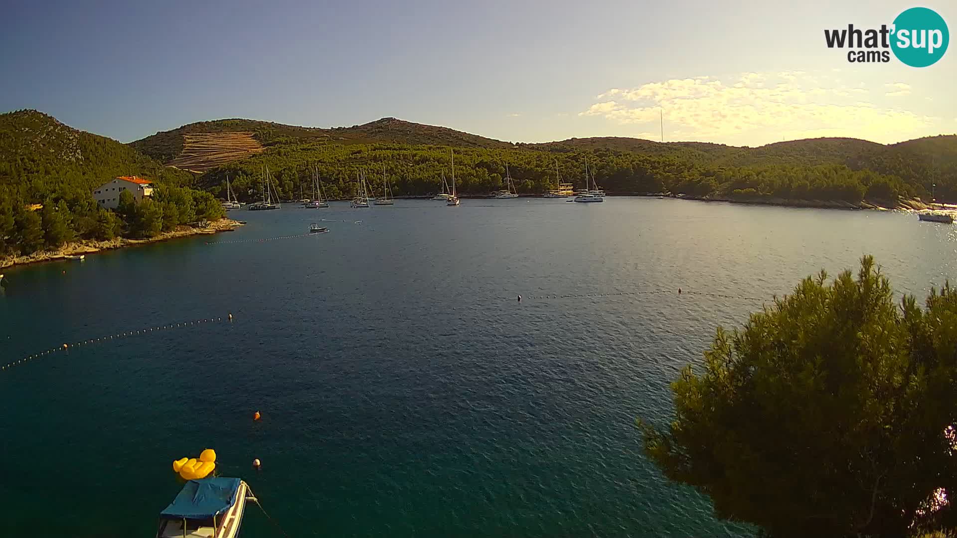 Kamera Hvar Vira plaža | Otok Hvar | Dalmacija
