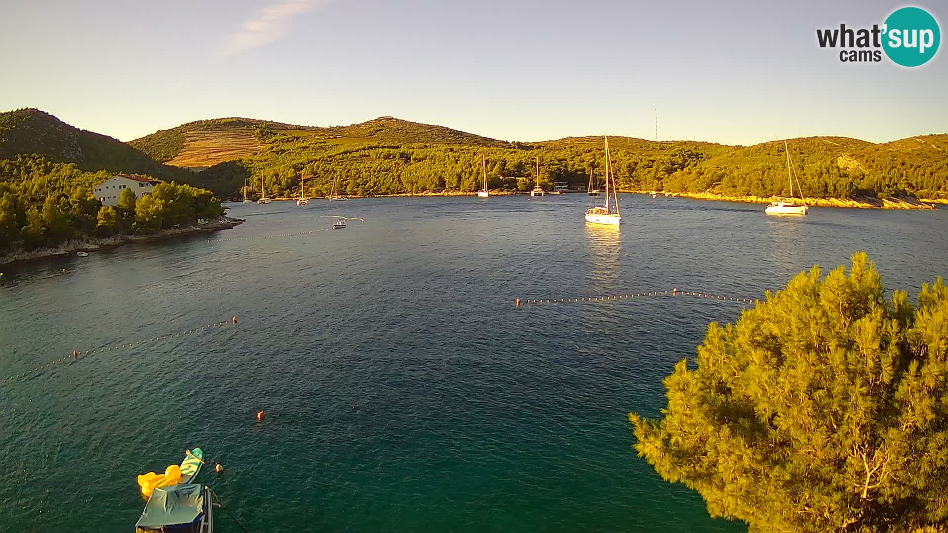 Kamera Hvar Vira plaža | Otok Hvar | Dalmacija