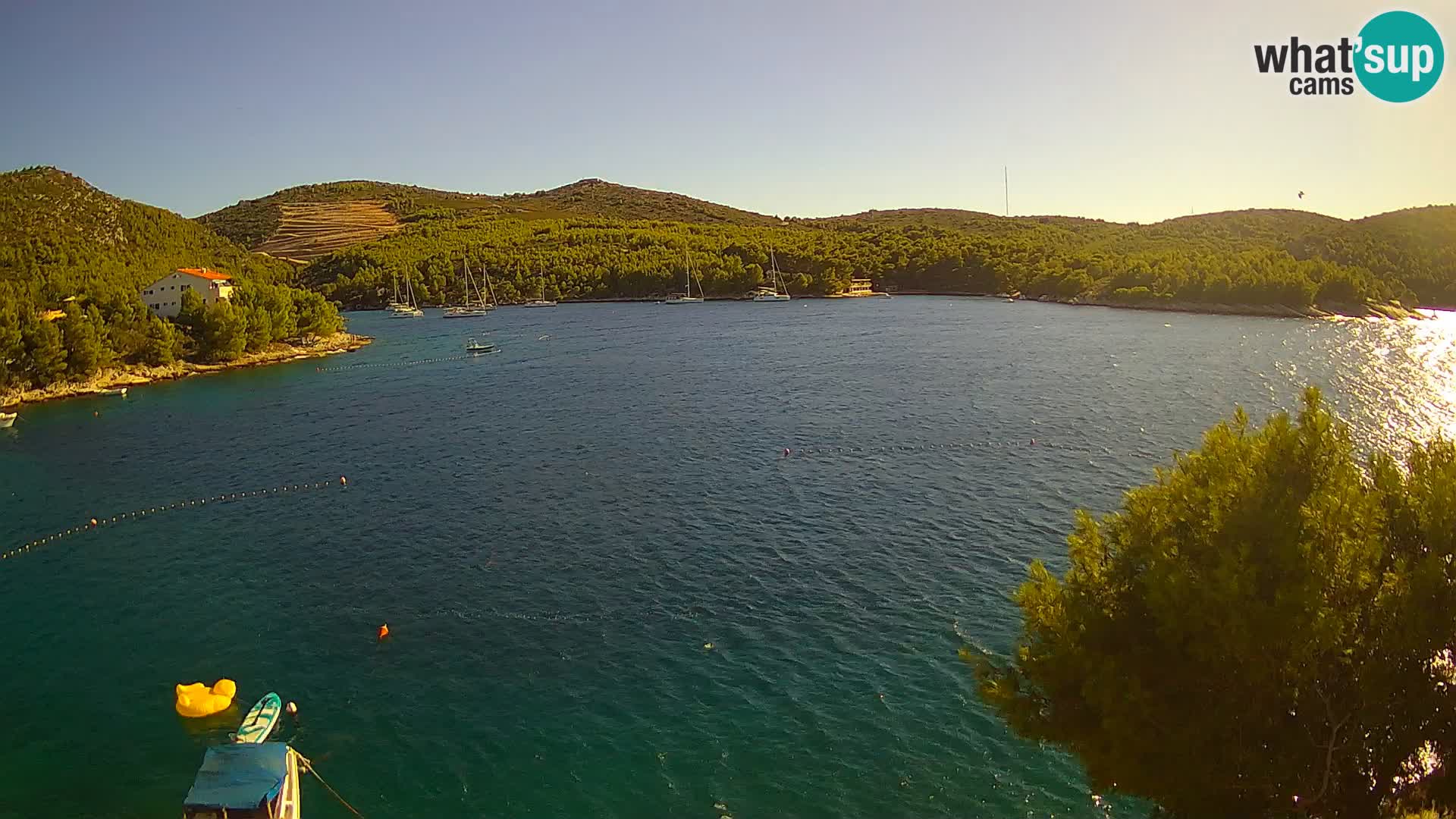 Kamera Hvar Vira plaža | Otok Hvar | Dalmacija