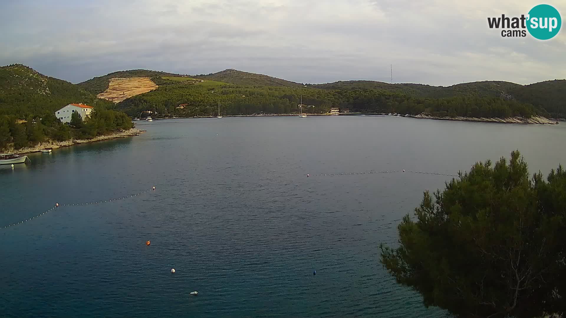 Kamera Hvar Vira plaža | Otok Hvar | Dalmacija