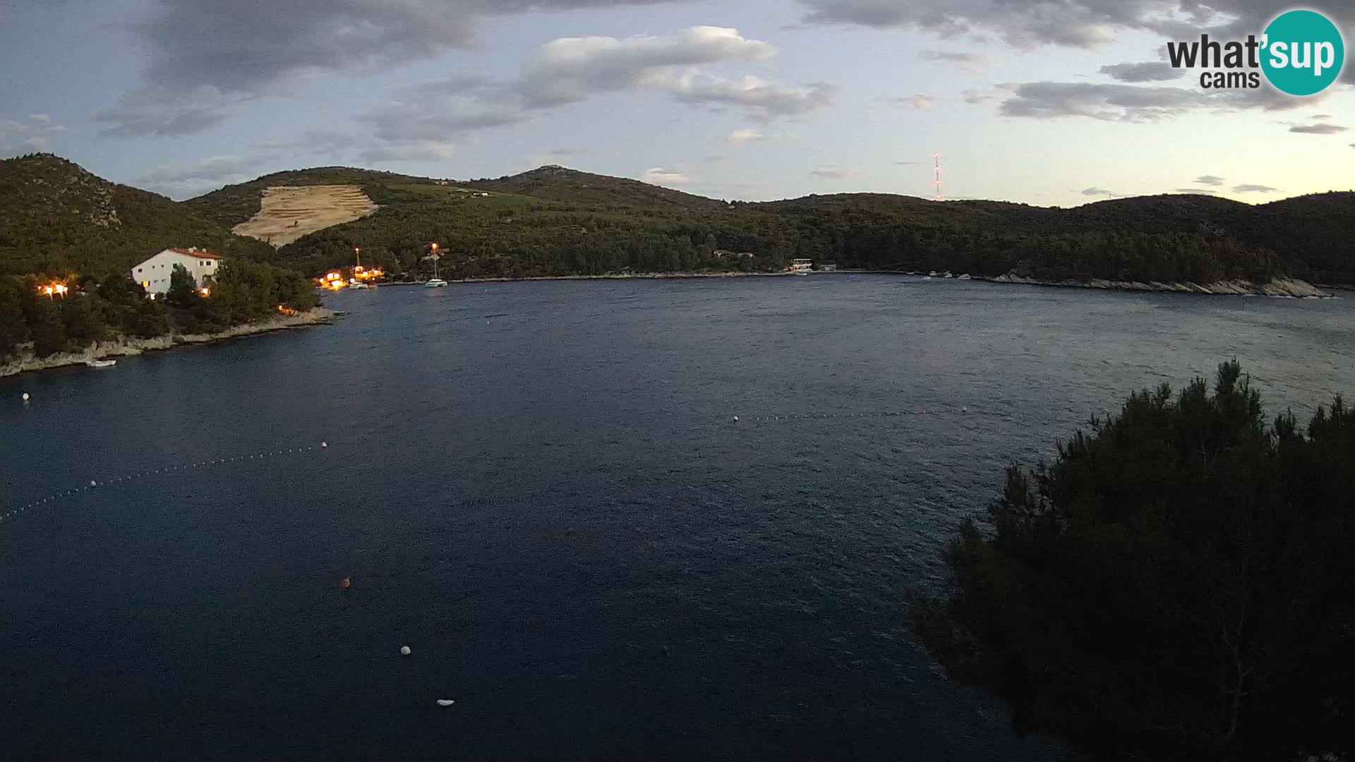 Kamera Hvar Vira plaža | Otok Hvar | Dalmacija