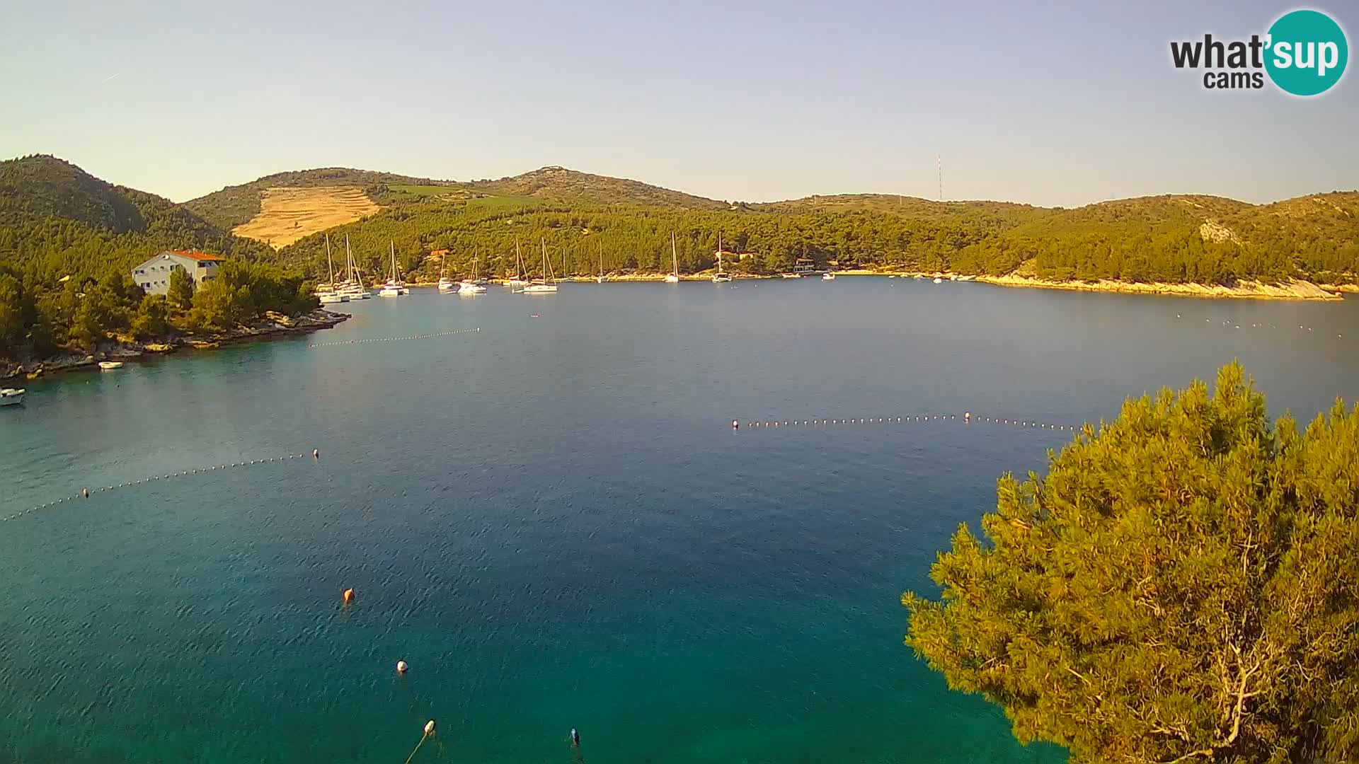 Kamera Hvar Vira plaža | Otok Hvar | Dalmacija