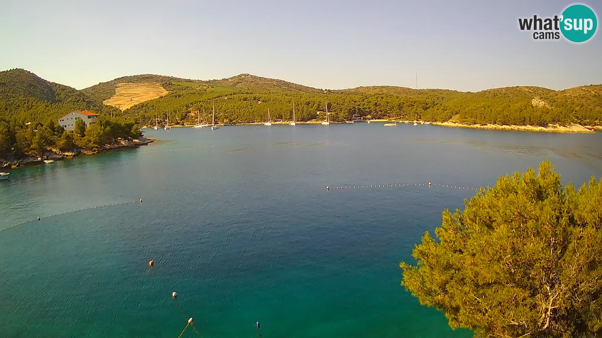 Kamera Hvar Vira plaža | Otok Hvar | Dalmacija
