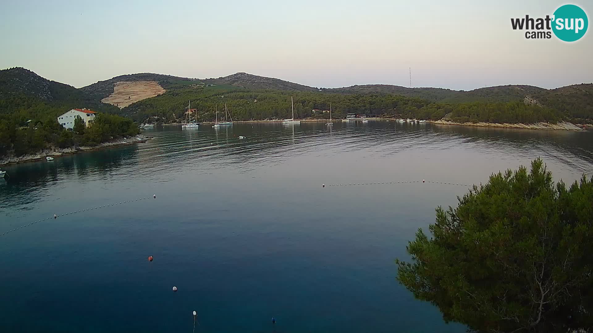 Kamera Hvar Vira plaža | Otok Hvar | Dalmacija