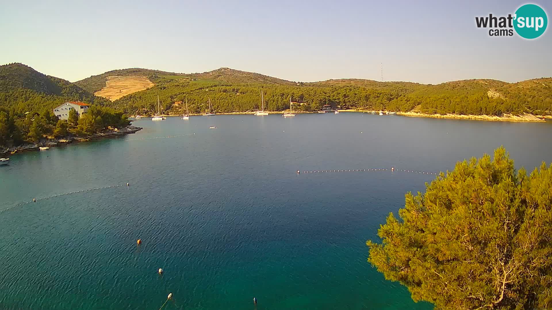 Kamera Hvar Vira plaža | Otok Hvar | Dalmacija