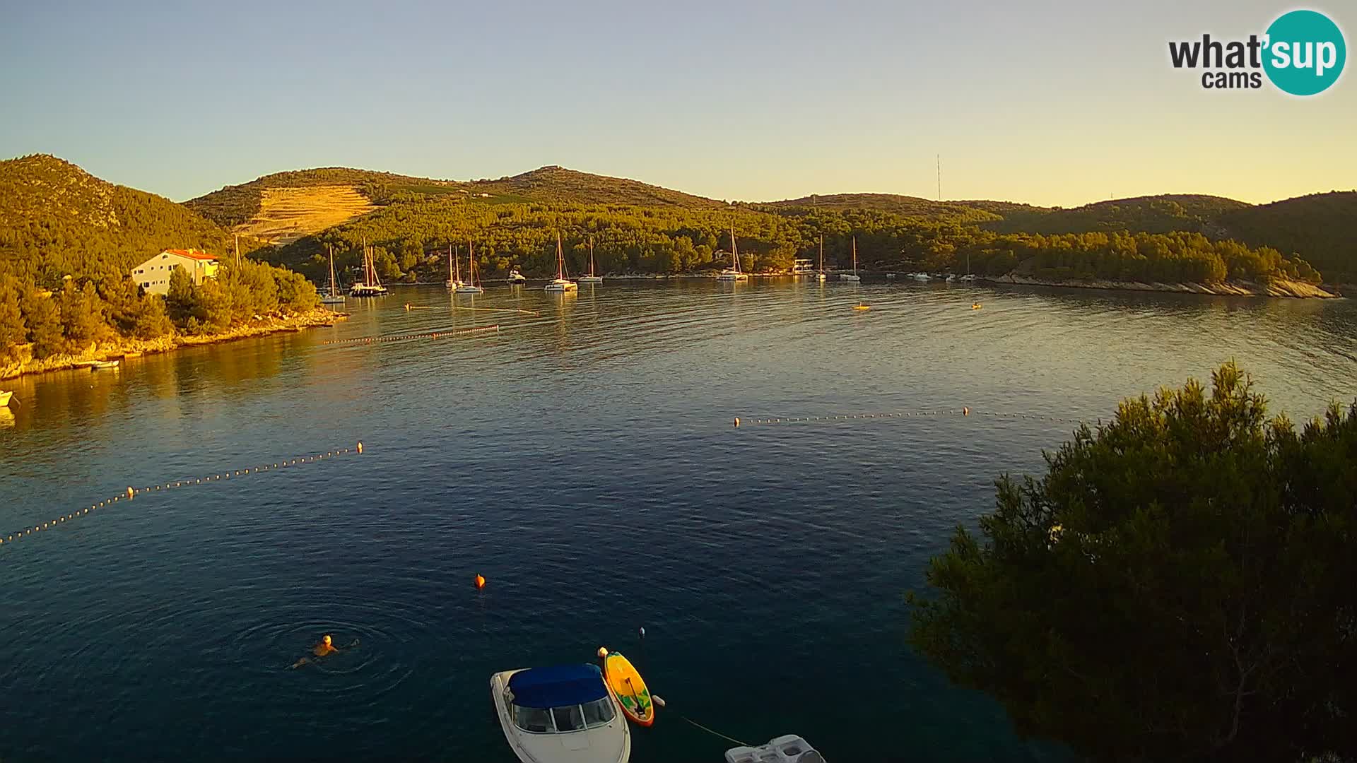 Kamera Hvar Vira plaža | Otok Hvar | Dalmacija