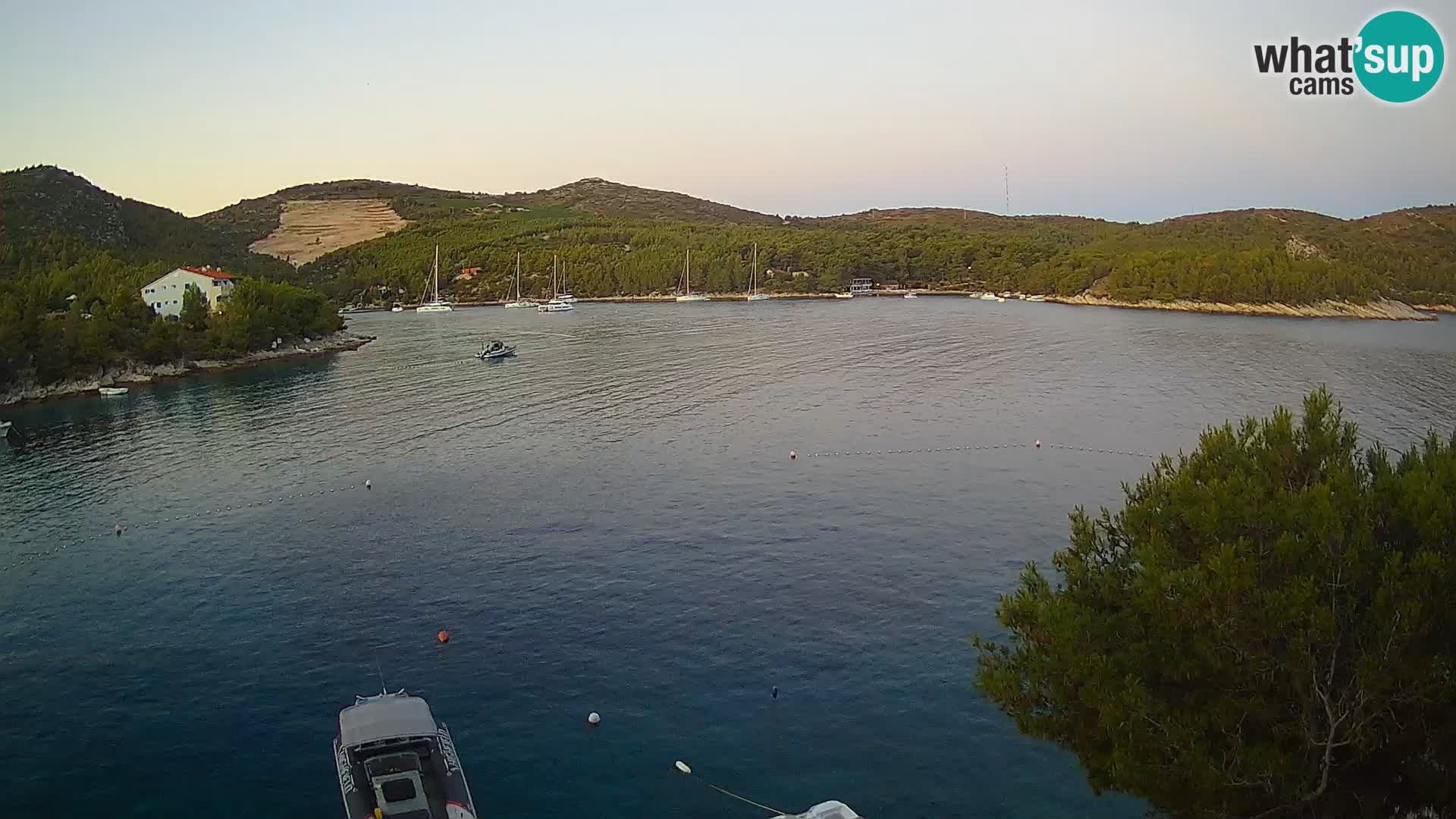 Kamera Hvar Vira plaža | Otok Hvar | Dalmacija