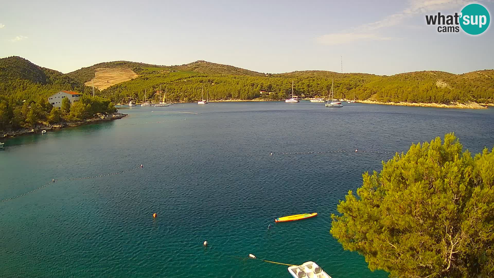 Kamera Hvar Vira plaža | Otok Hvar | Dalmacija