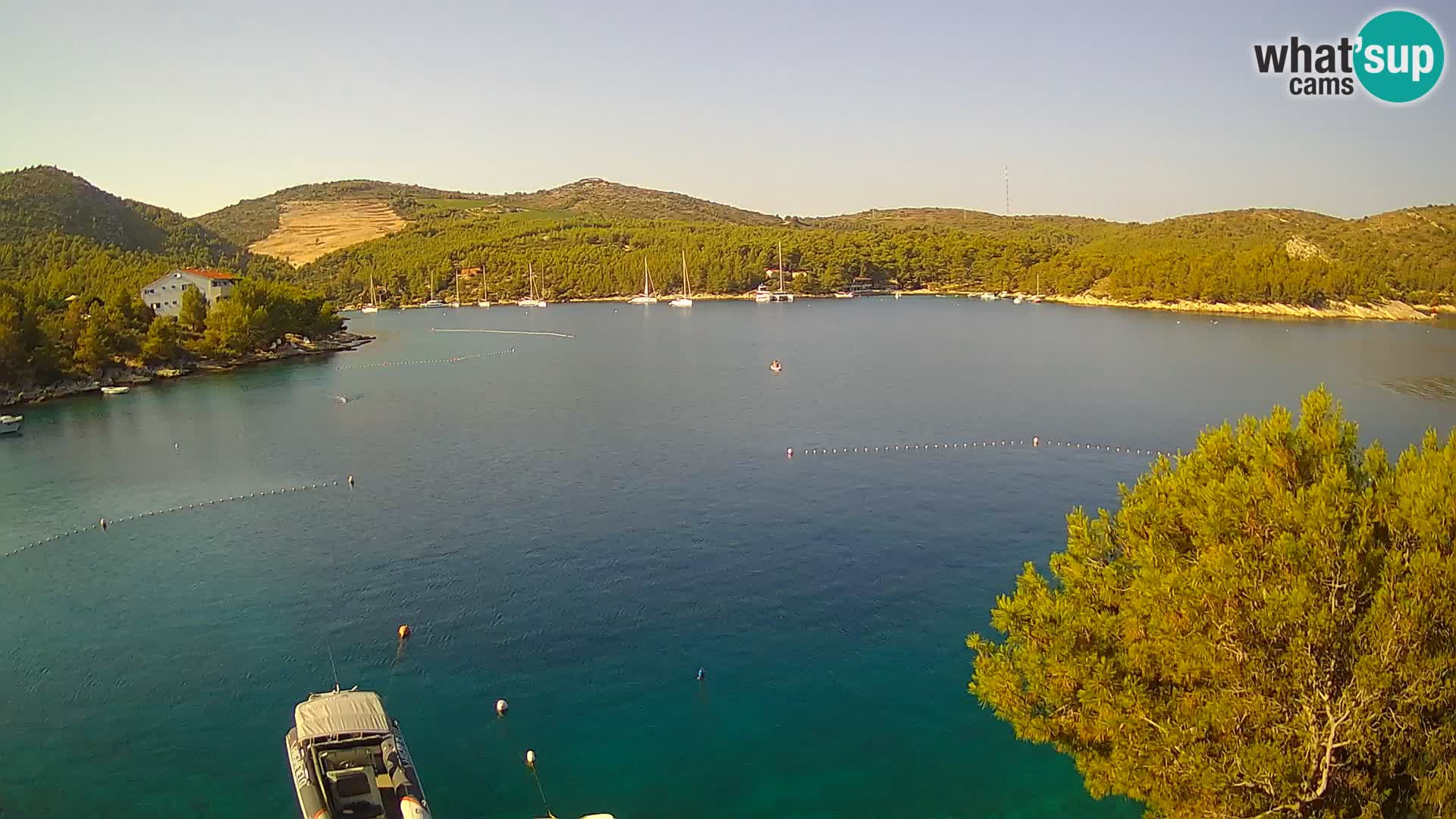Kamera Hvar Vira plaža | Otok Hvar | Dalmacija