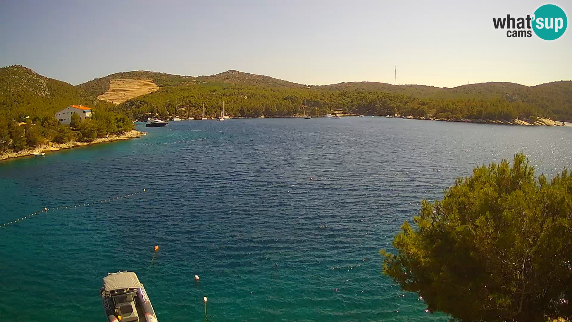 Kamera Hvar Vira plaža | Otok Hvar | Dalmacija