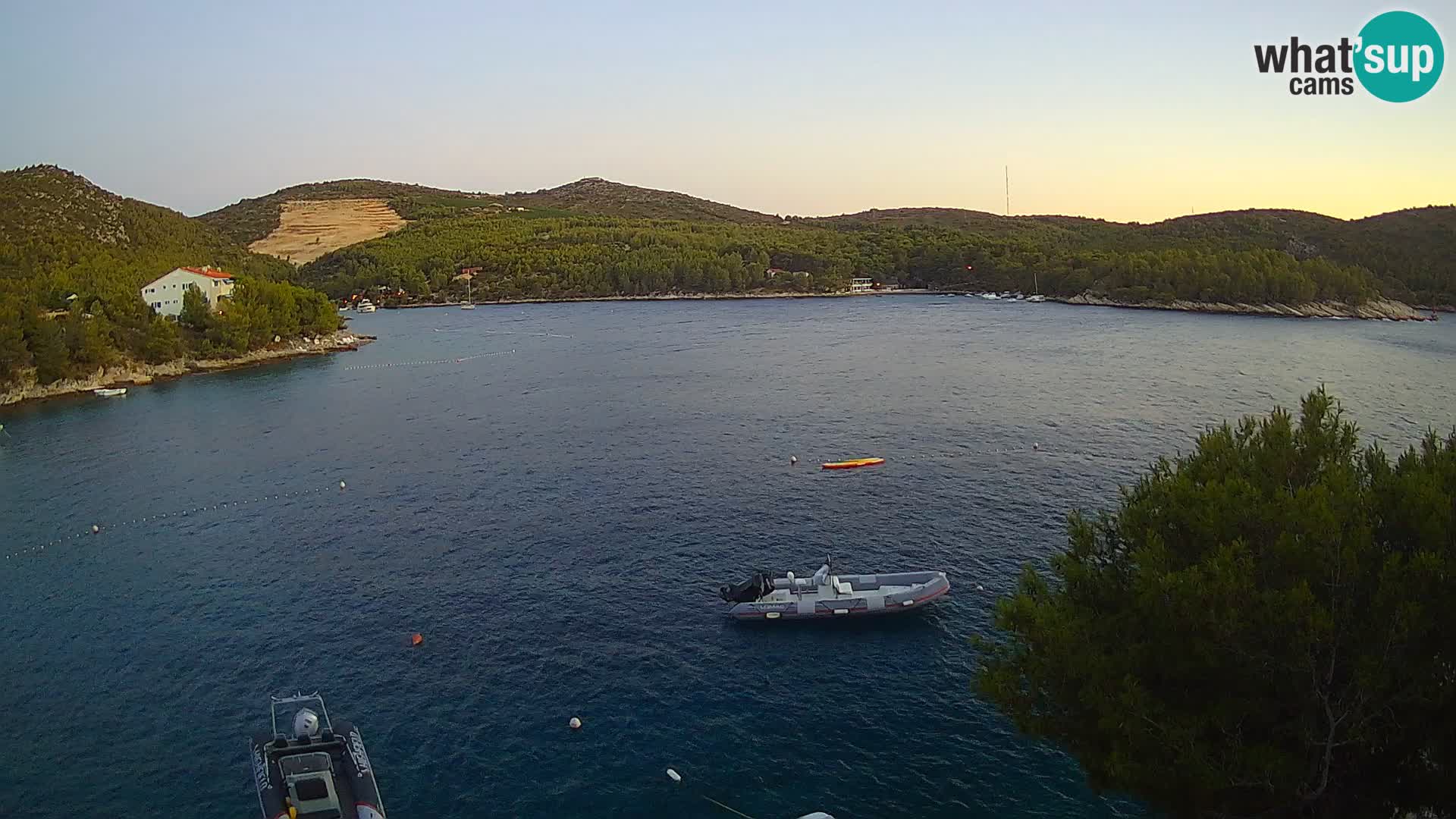 Kamera Hvar Vira plaža | Otok Hvar | Dalmacija