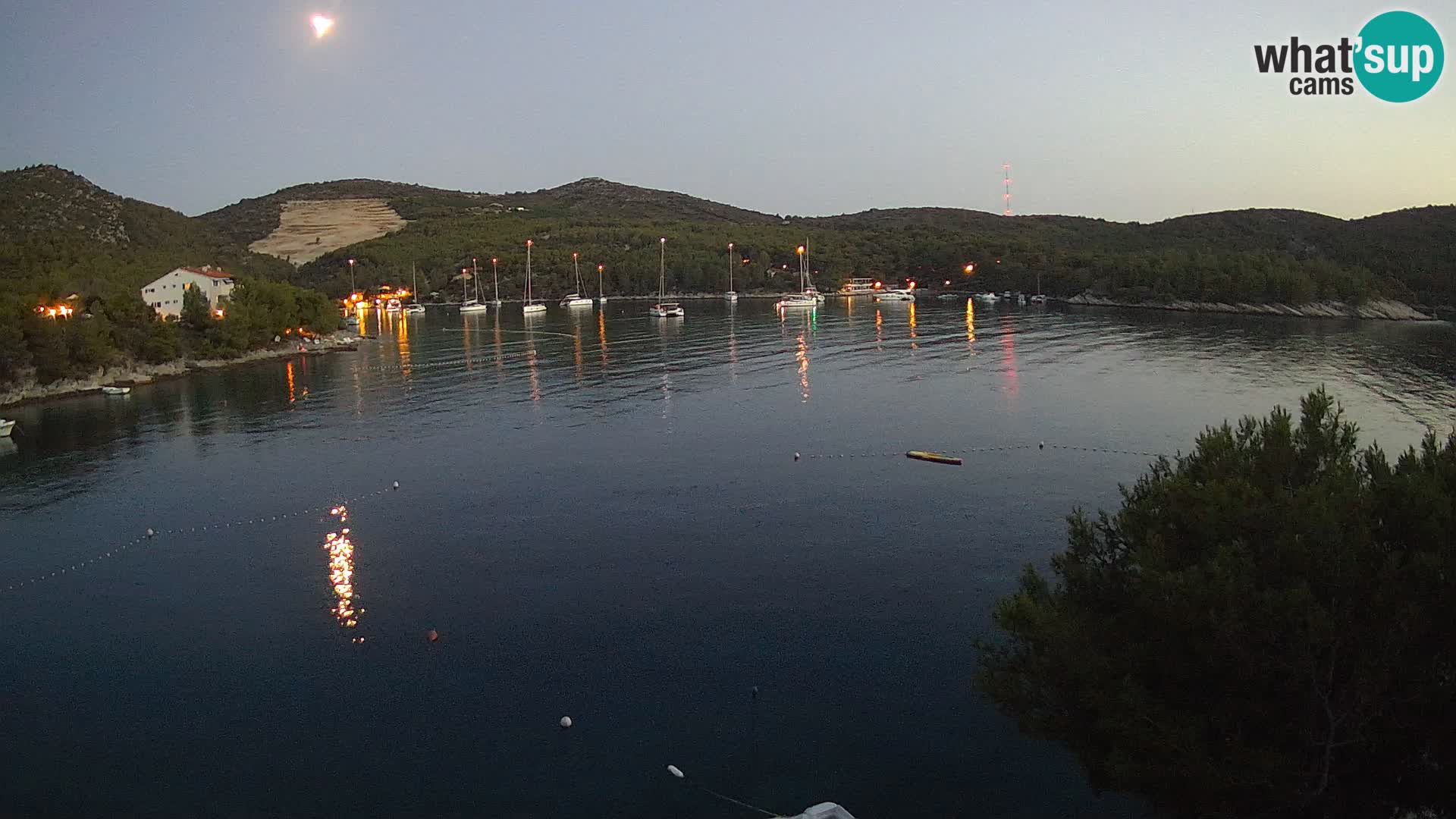 Kamera Hvar Vira plaža | Otok Hvar | Dalmacija