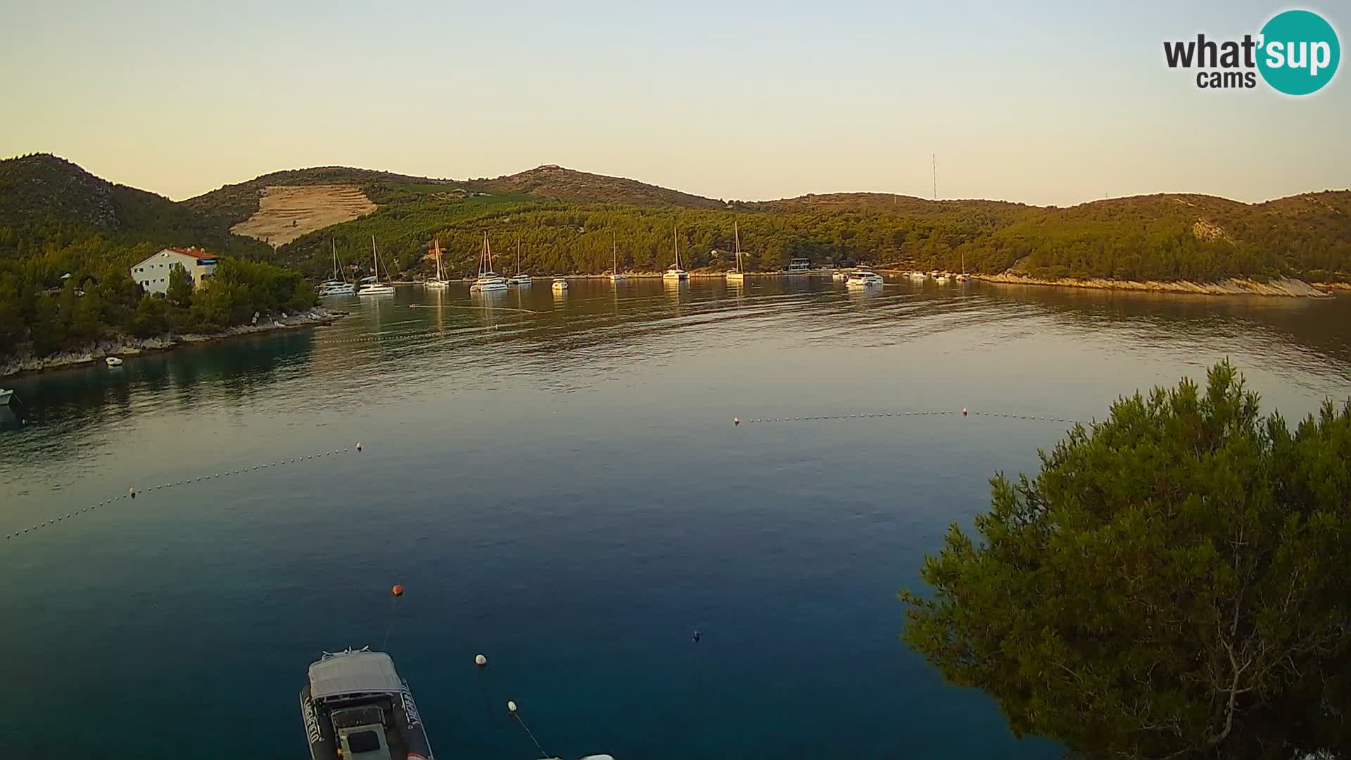 Kamera Hvar Vira plaža | Otok Hvar | Dalmacija