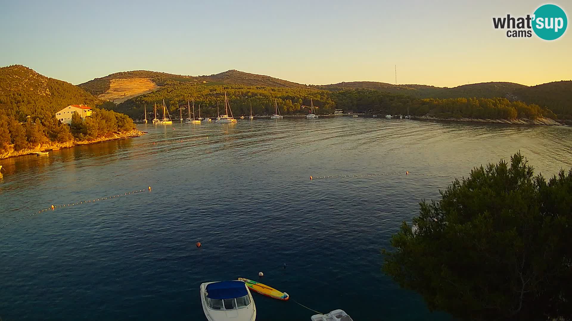 Kamera Hvar Vira plaža | Otok Hvar | Dalmacija